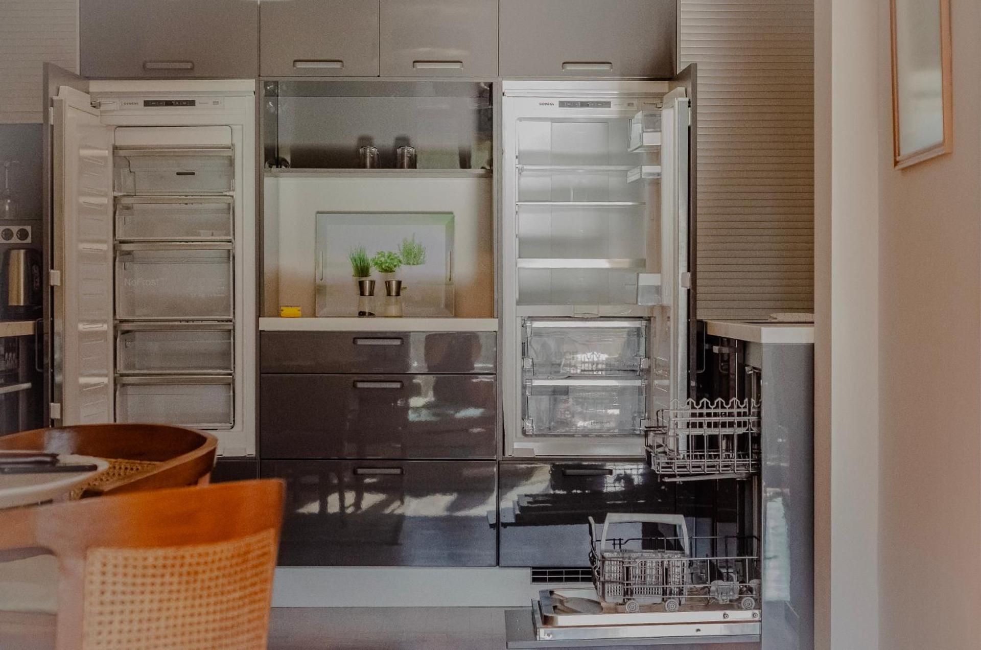 Deluxe One-Bedroom Apartment with Garden View