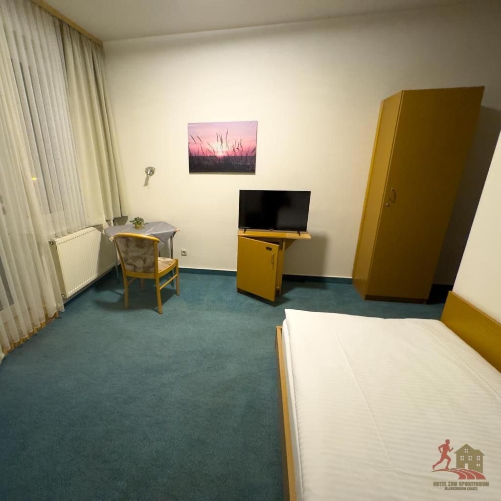 Single Room with Terrace