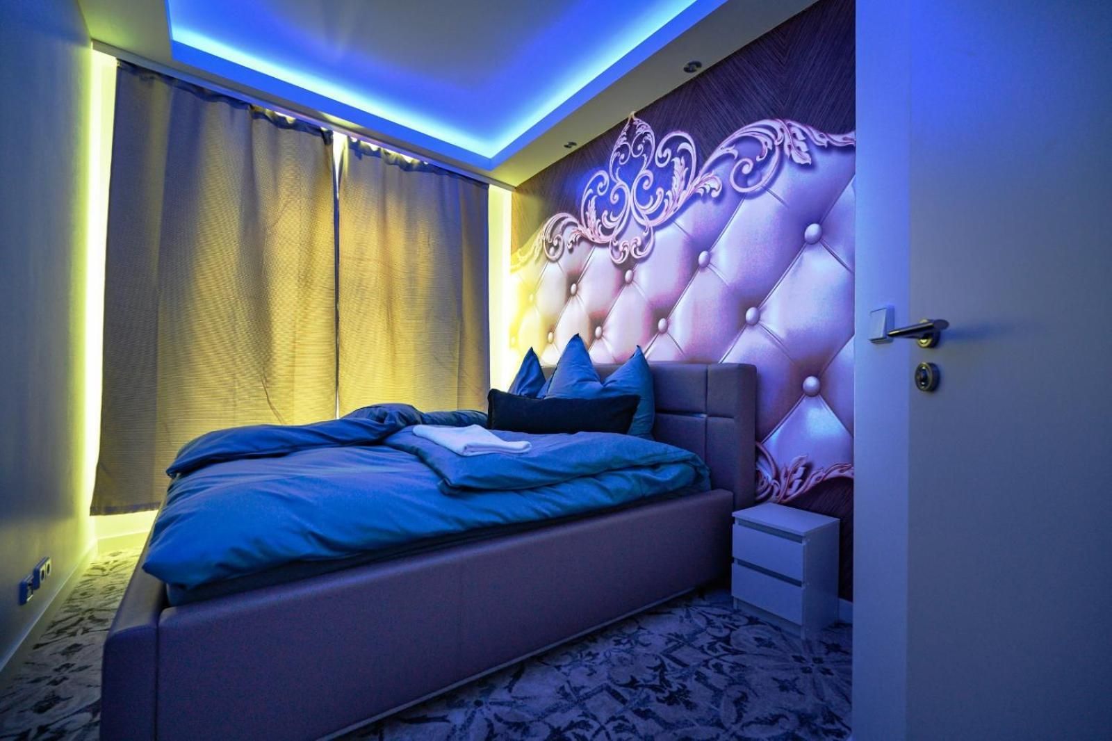 Deluxe Double Room with Shower