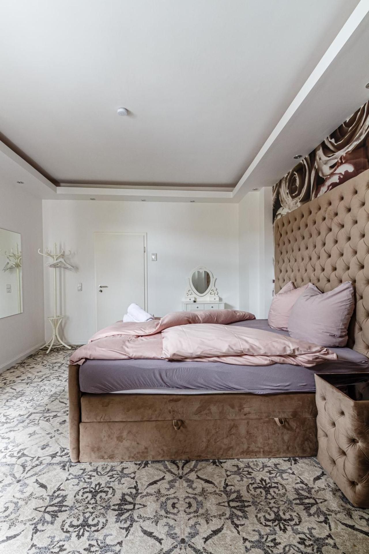 Double Room with Spa Bath