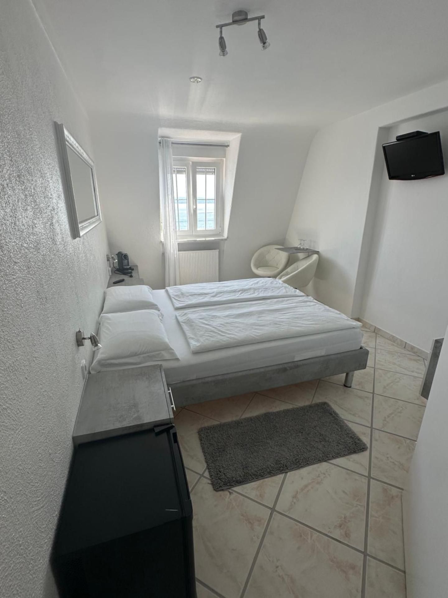 Double Room with Lake View