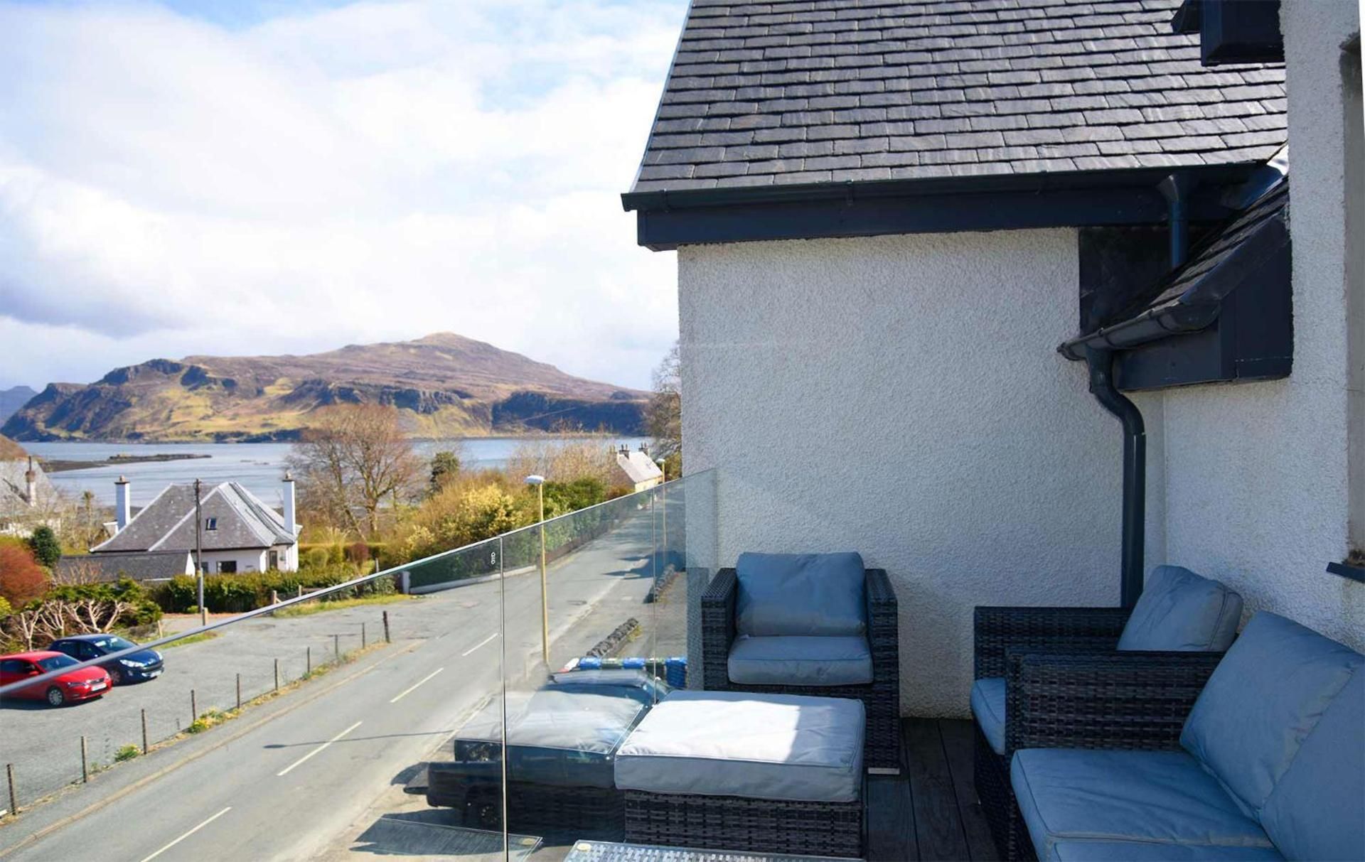 Apartment with Balcony