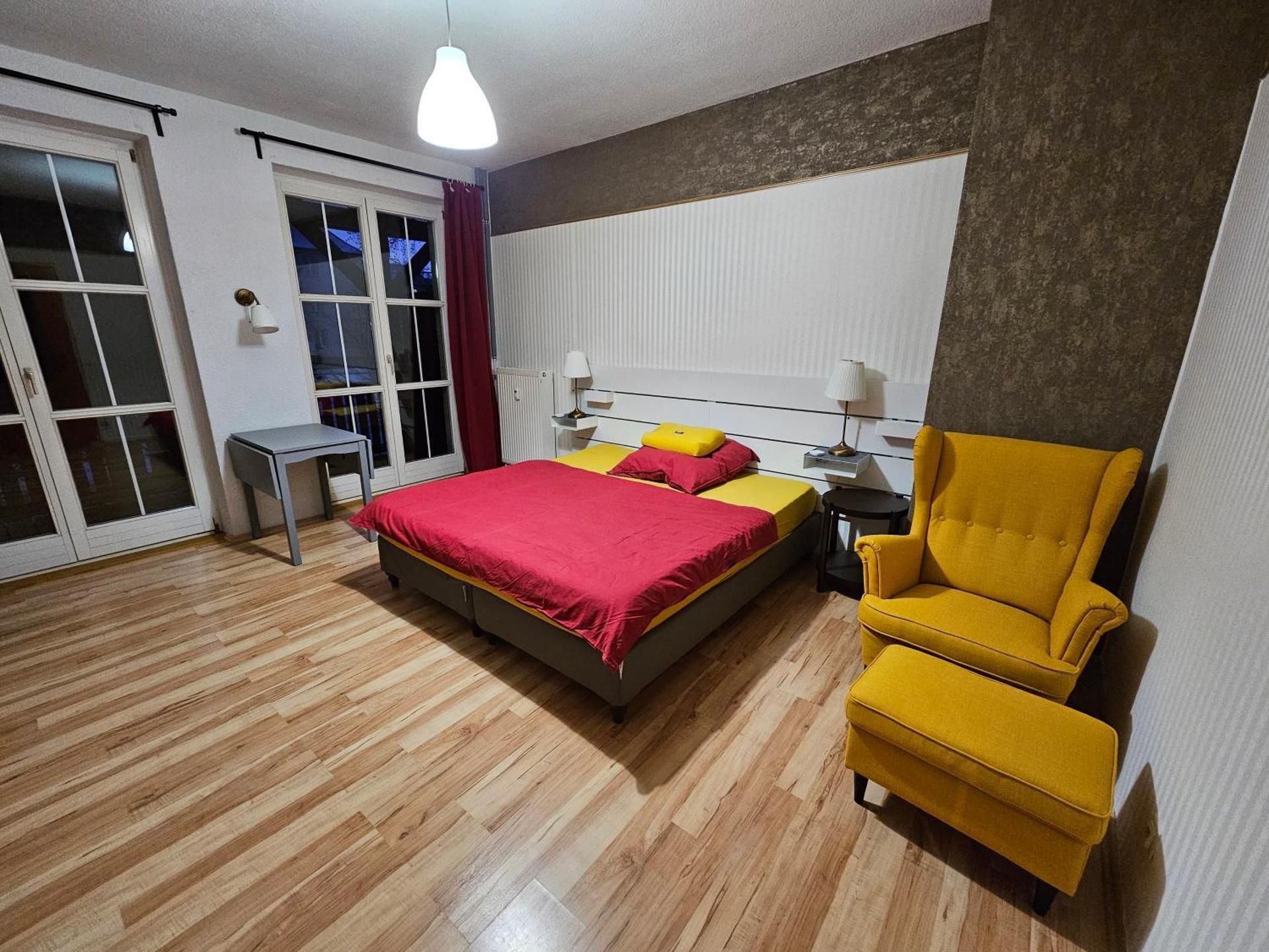 Apartment with Balcony