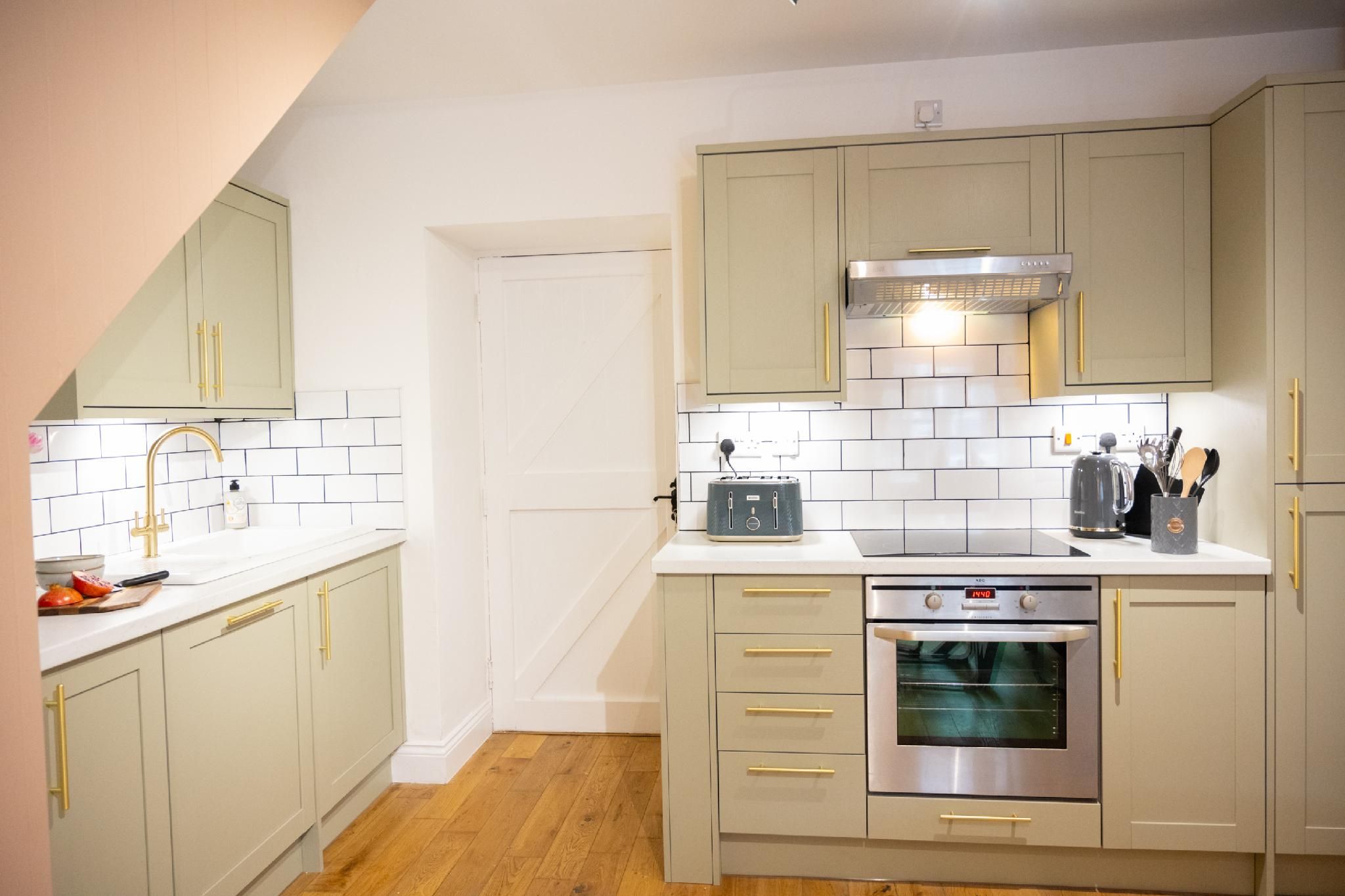 Northern Hideaways, Eider Cottage, Seahouses Luxury-Cottage-Private Bathroom-Street View-NH Seascape 2