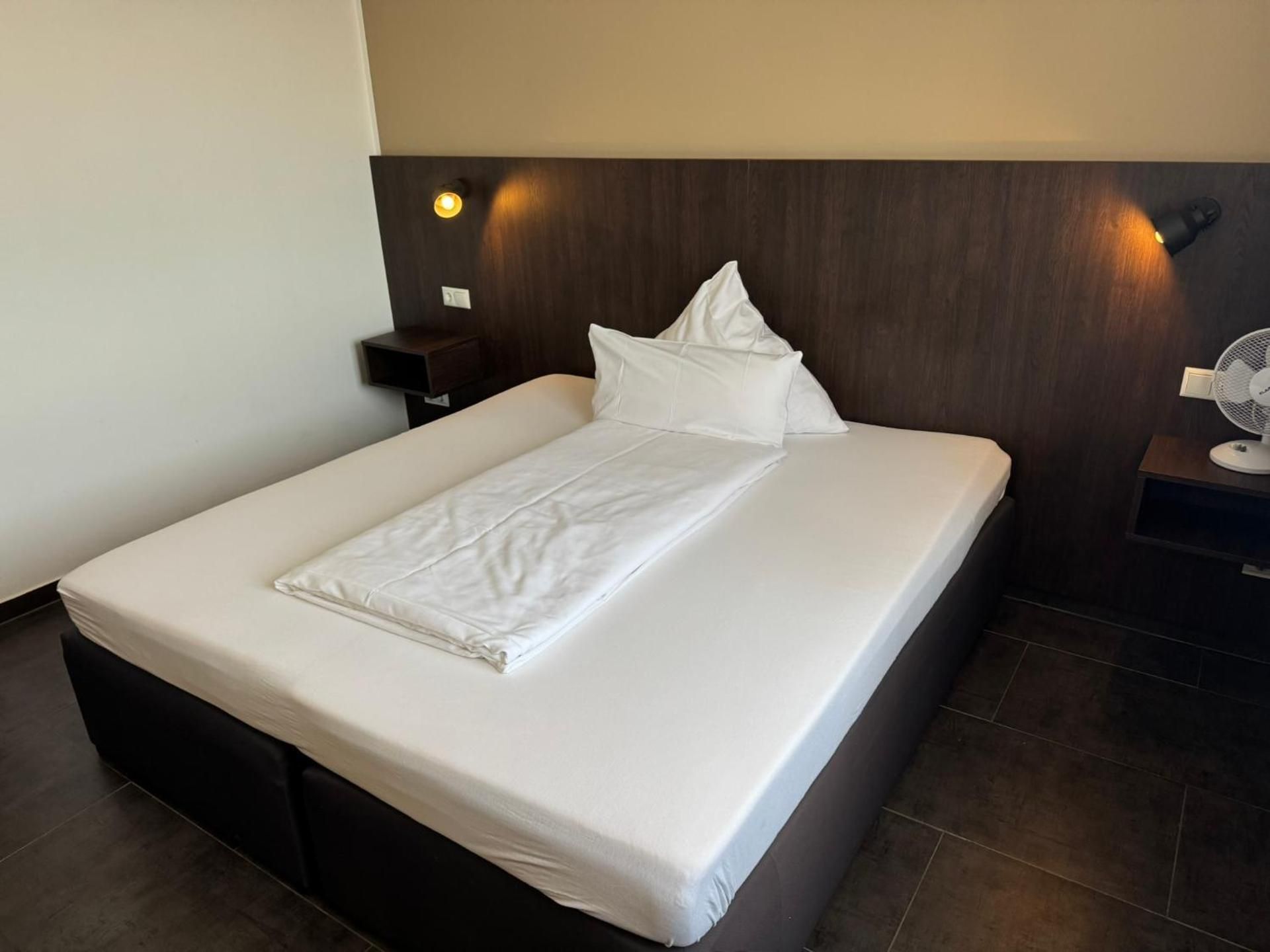 Single Room with Private Bathroom