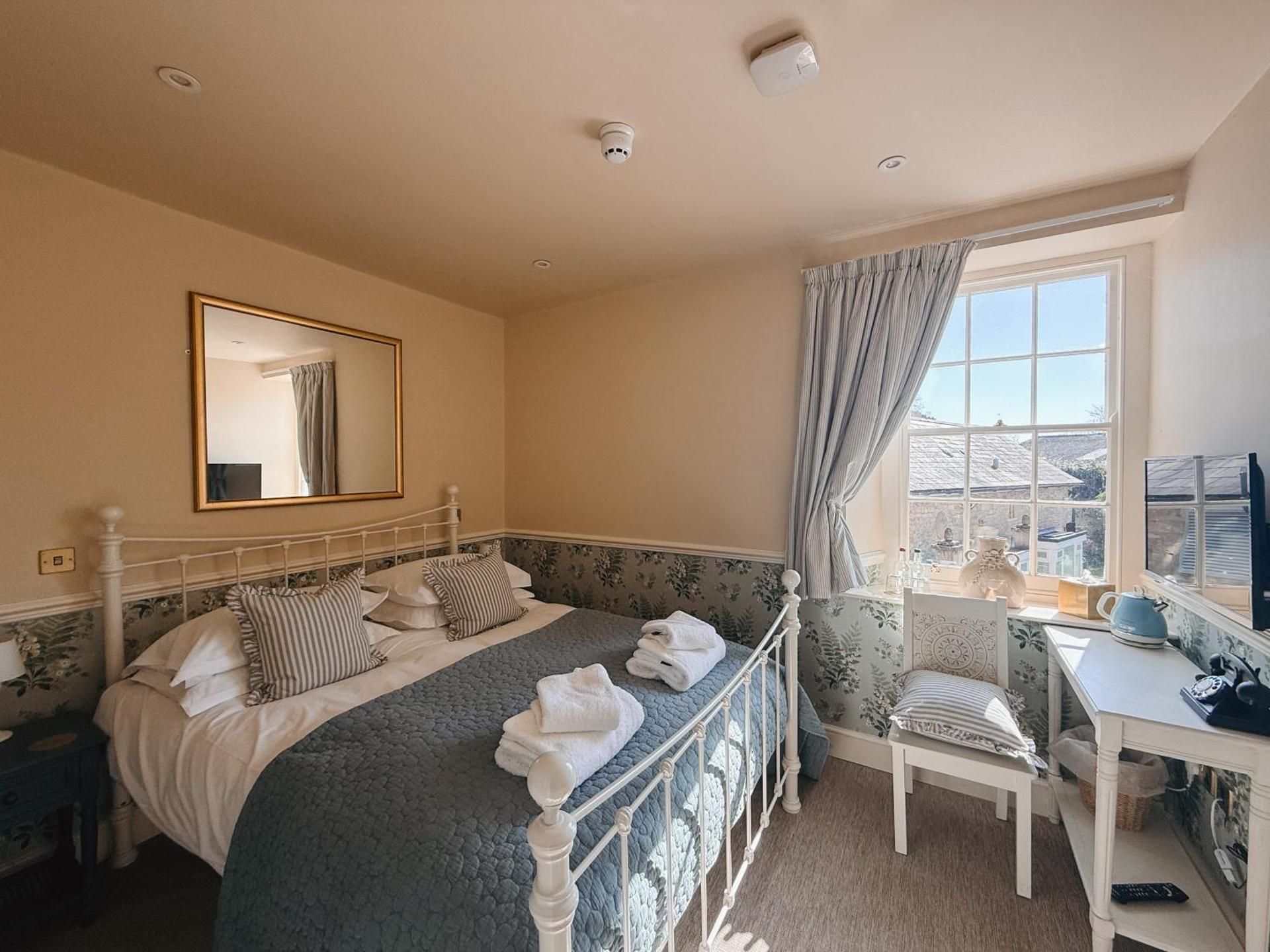 Small Double Room