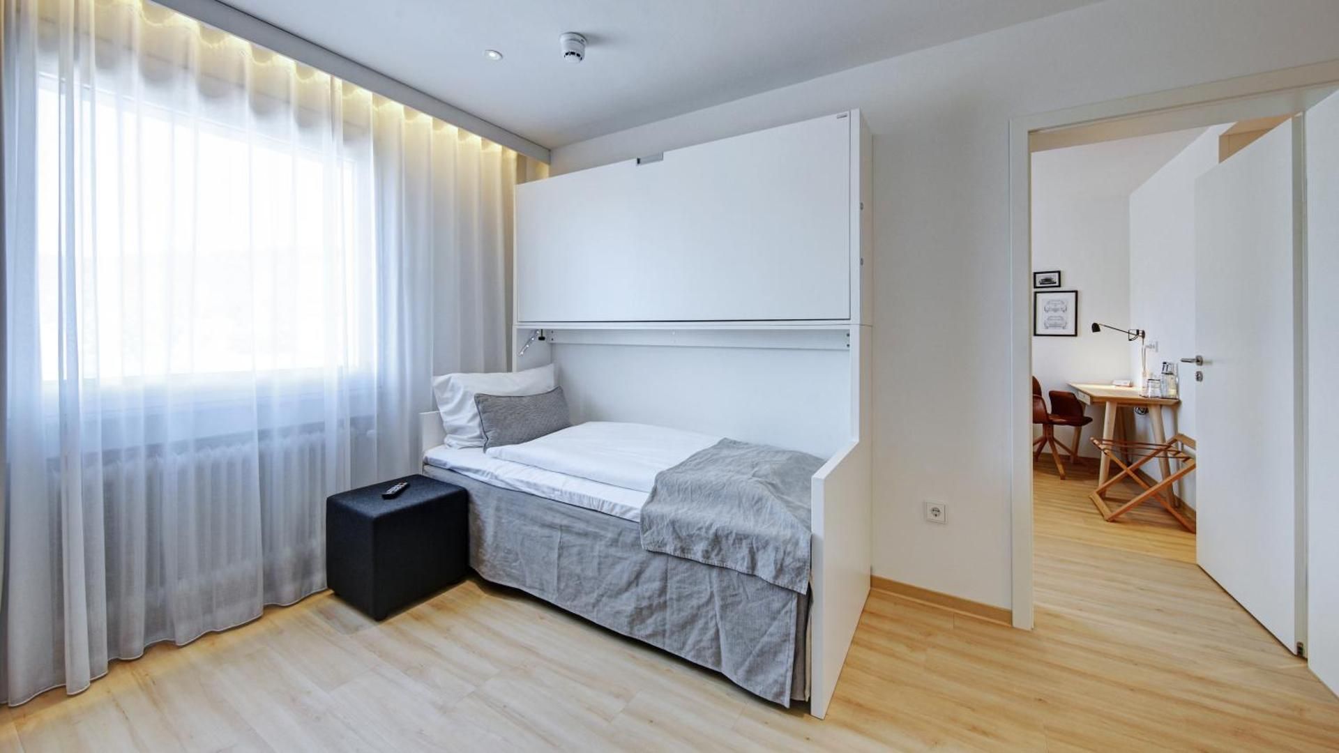 Longstay Room