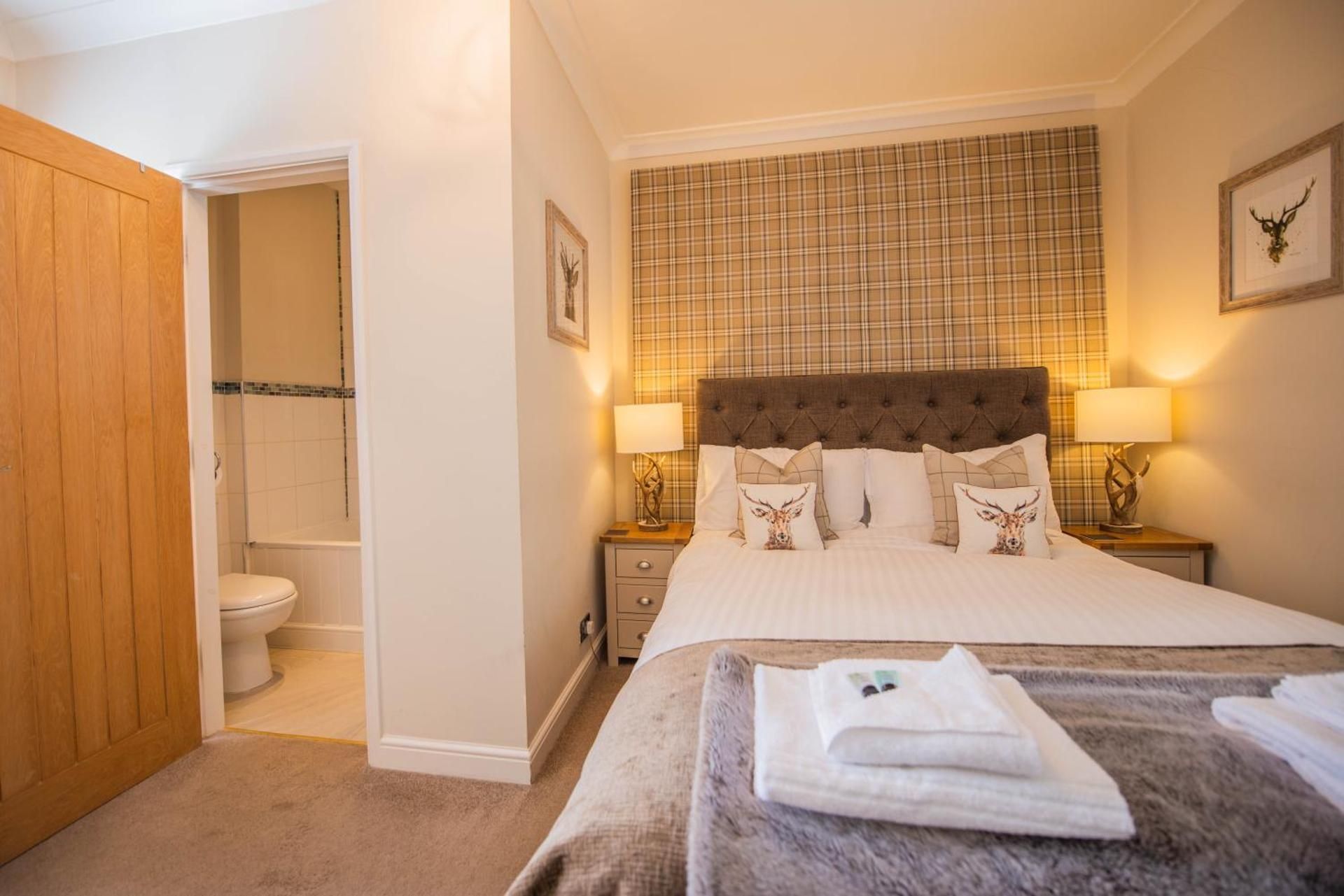 Deluxe Double Room with Bath