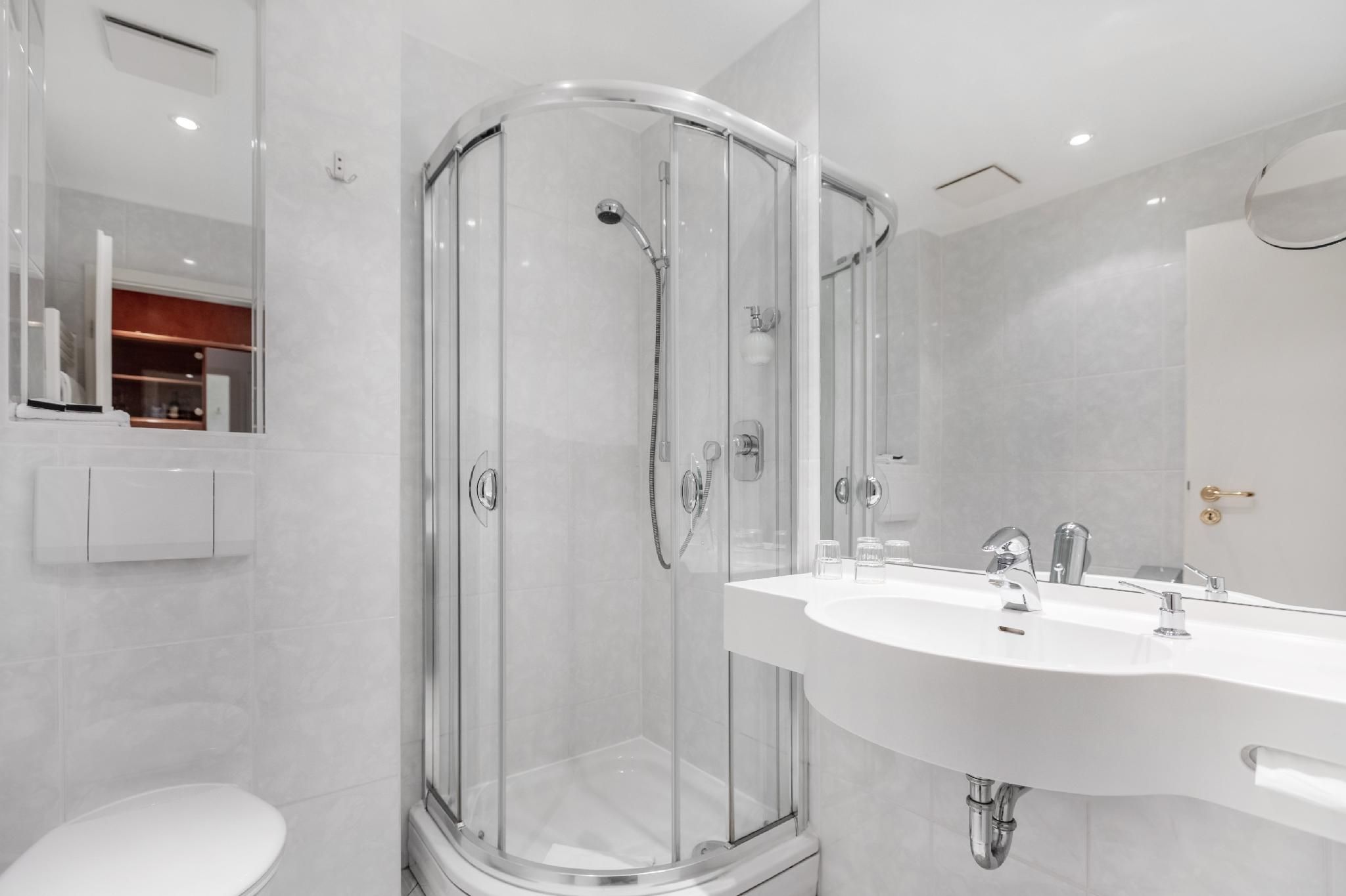 Landhotel Bellevue Standard - 1 Double Bed 3