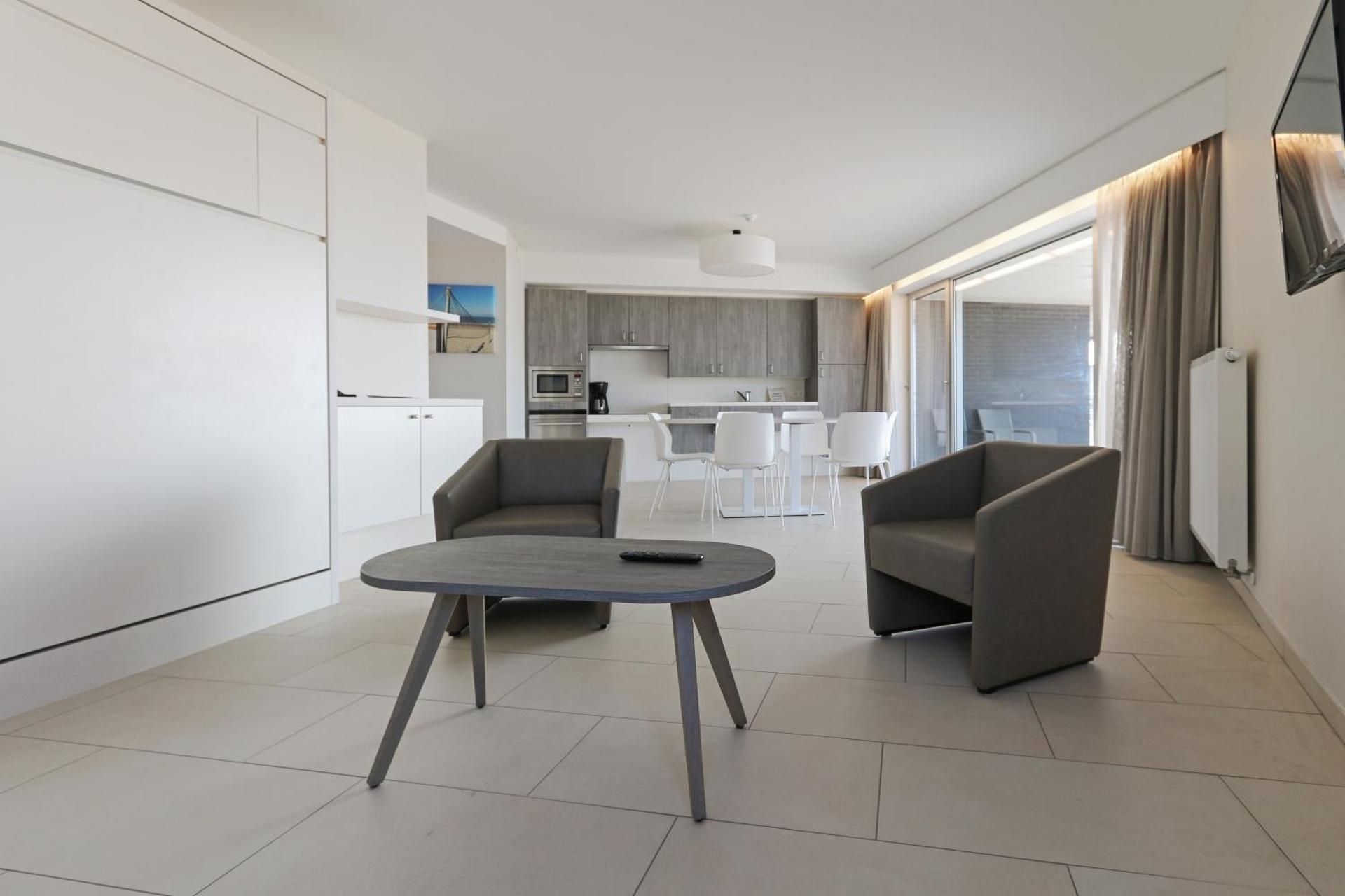 Superior Two-Bedroom Apartment side seaview XL