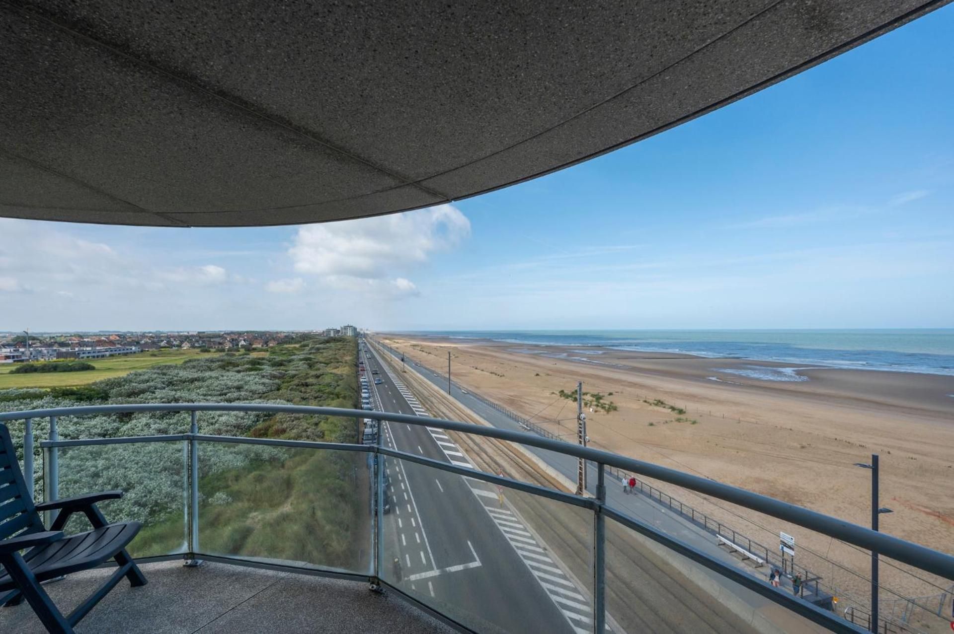 Comfort One-Bedroom Apartment seaview L