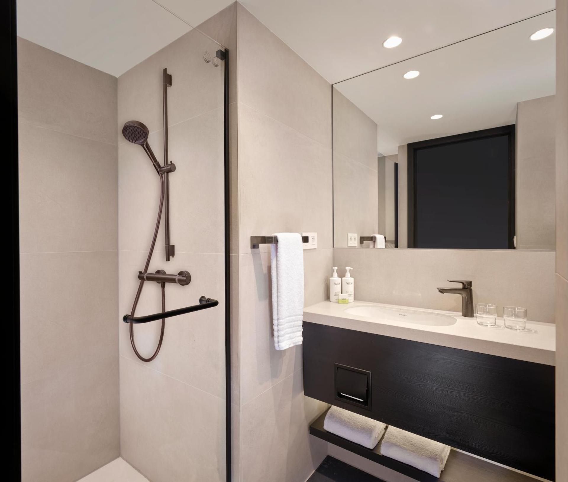 Fitness King Room