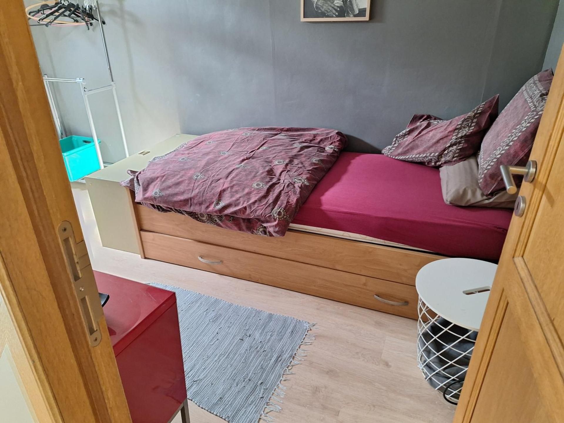 Budget Single Room