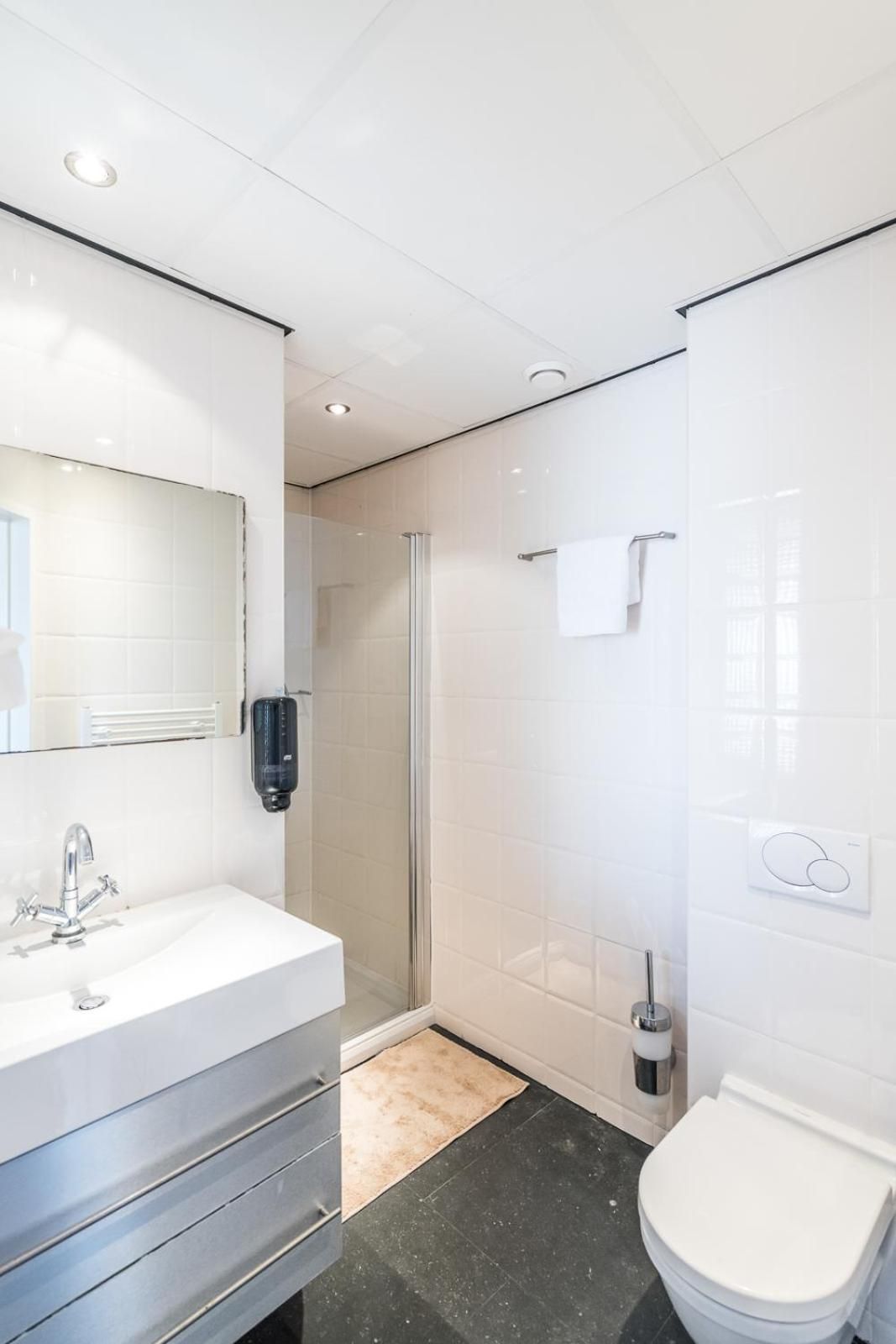 King Studio with Sofa Bed 6