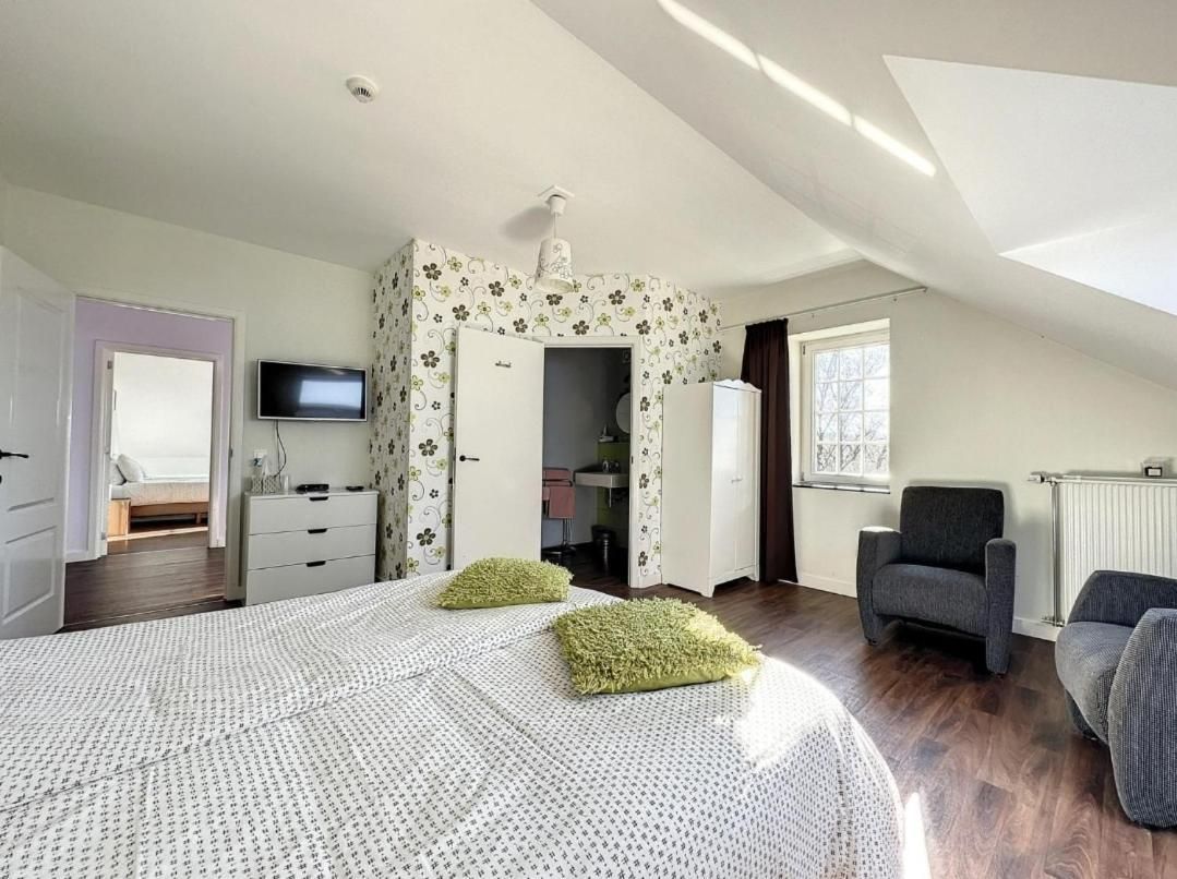 Double Room with Private Bathroom