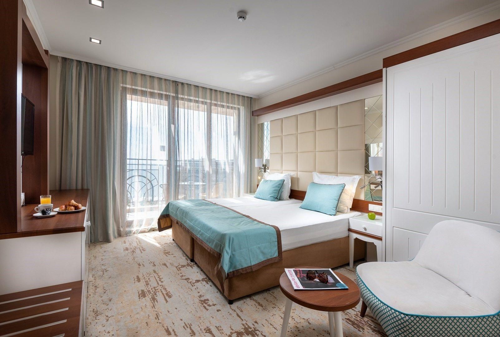 Deluxe Twin Sea View