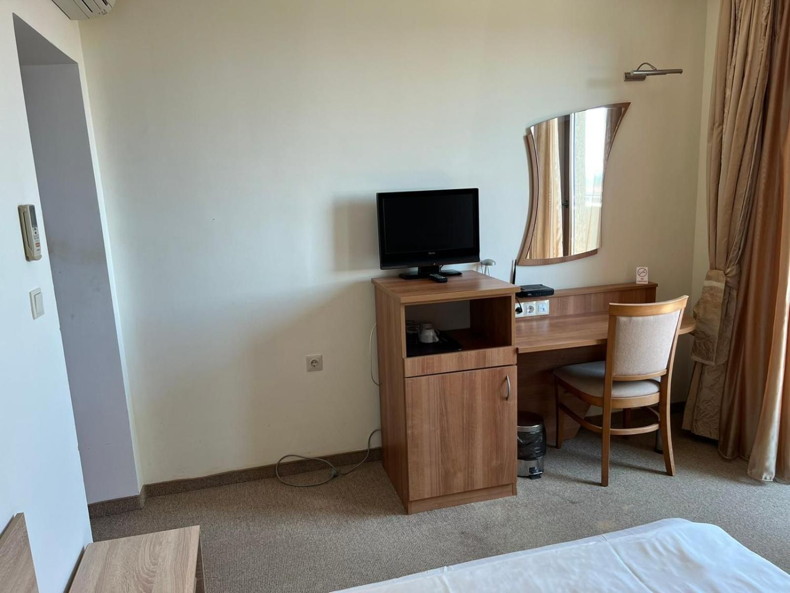 Deluxe Twin Room with Sea View