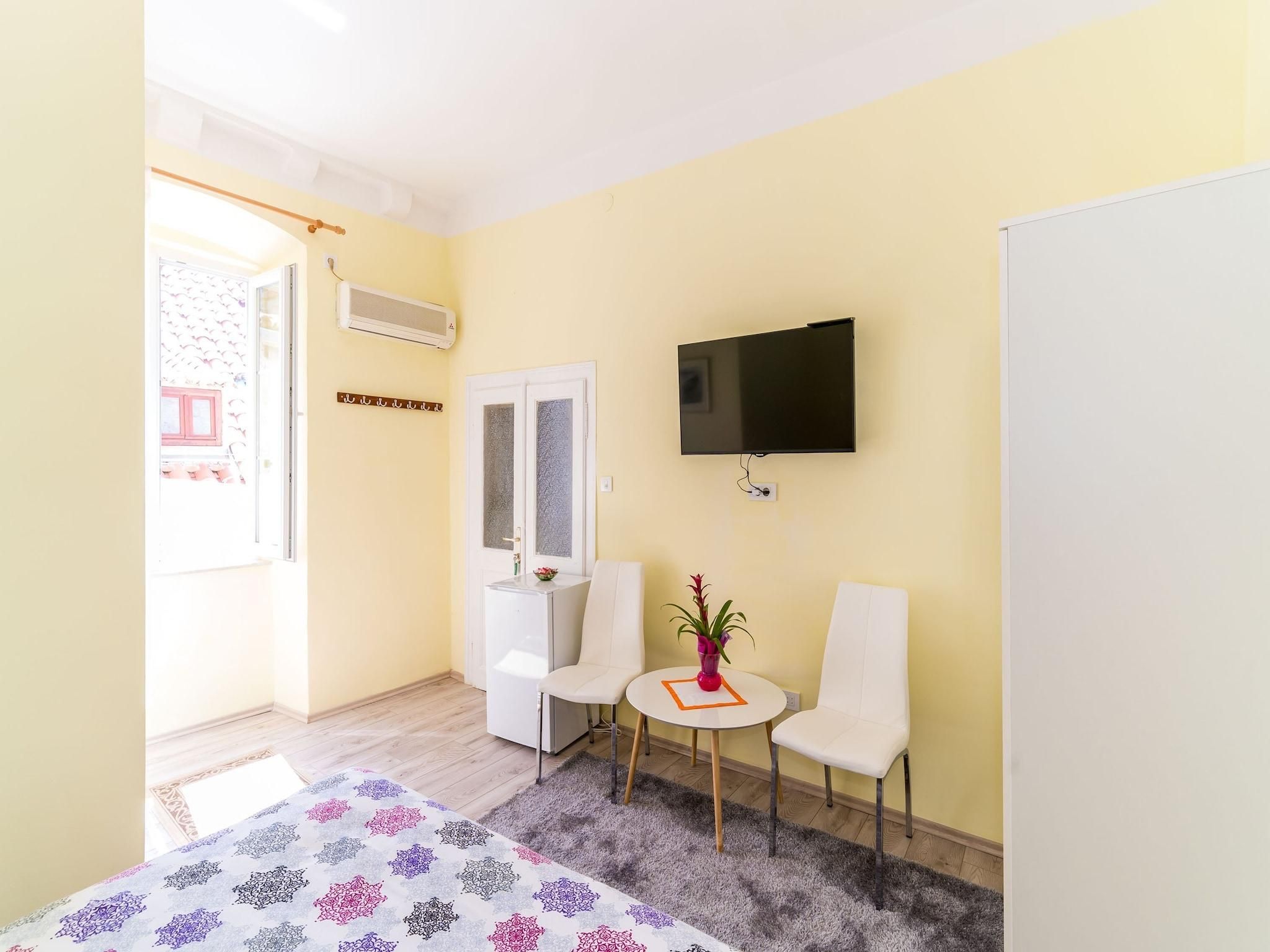 Rooms Katja Lara - Double Room Lara