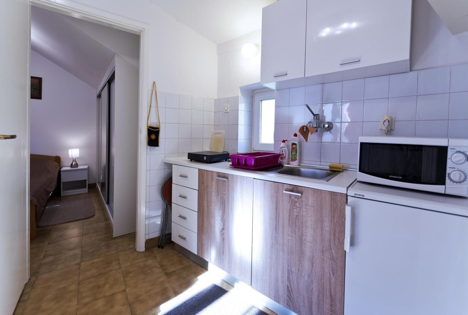 One-Bedroom Apartment with Balcony