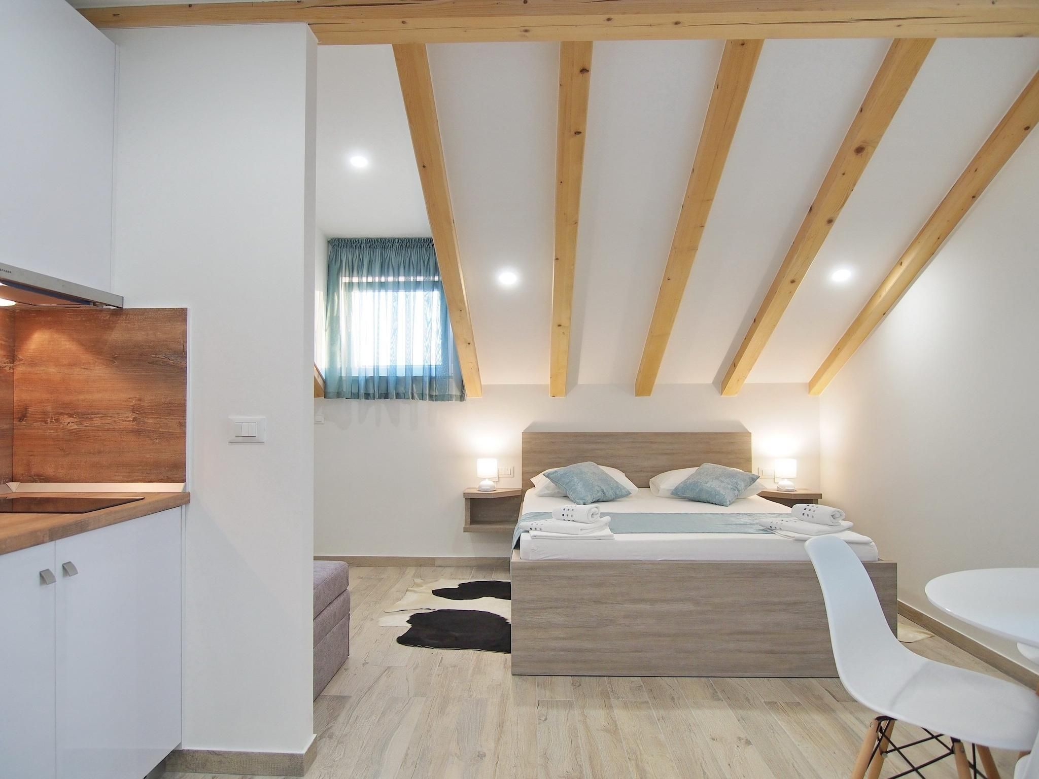 Apartments Sweet Escape - Studio Apartment with Terrace and Sea View 1