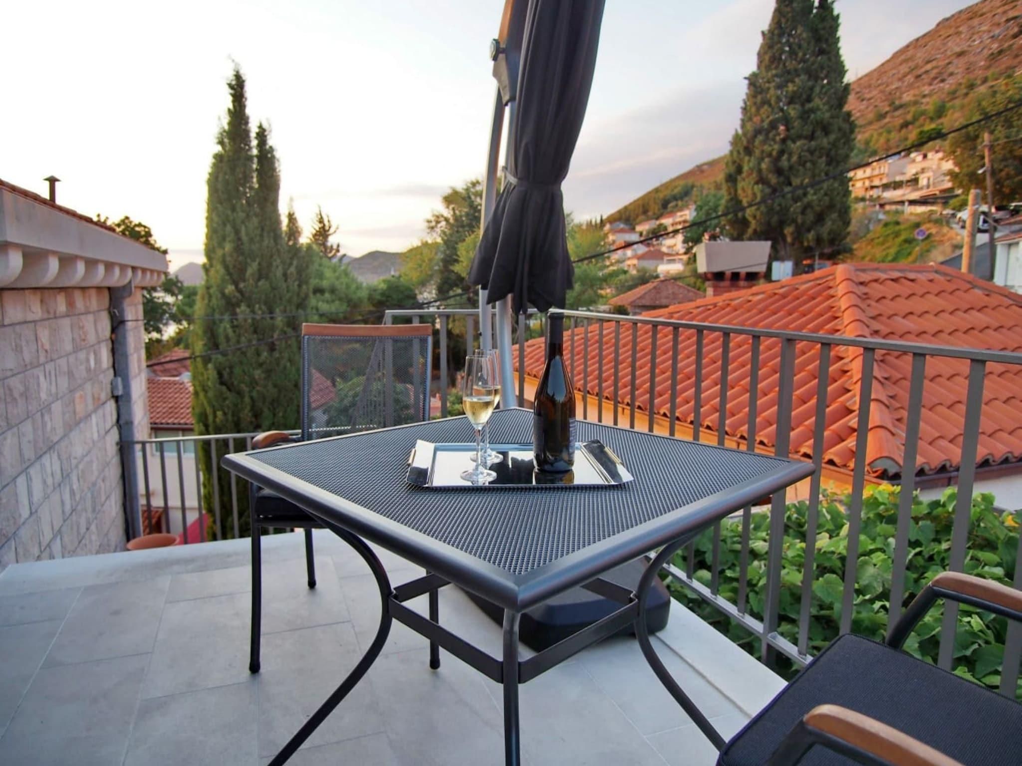 Apartments Sweet Escape - Studio Apartment with Terrace and Sea View 1