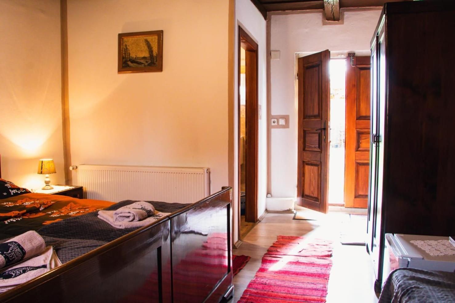 Double or Twin Room with Private Bathroom
