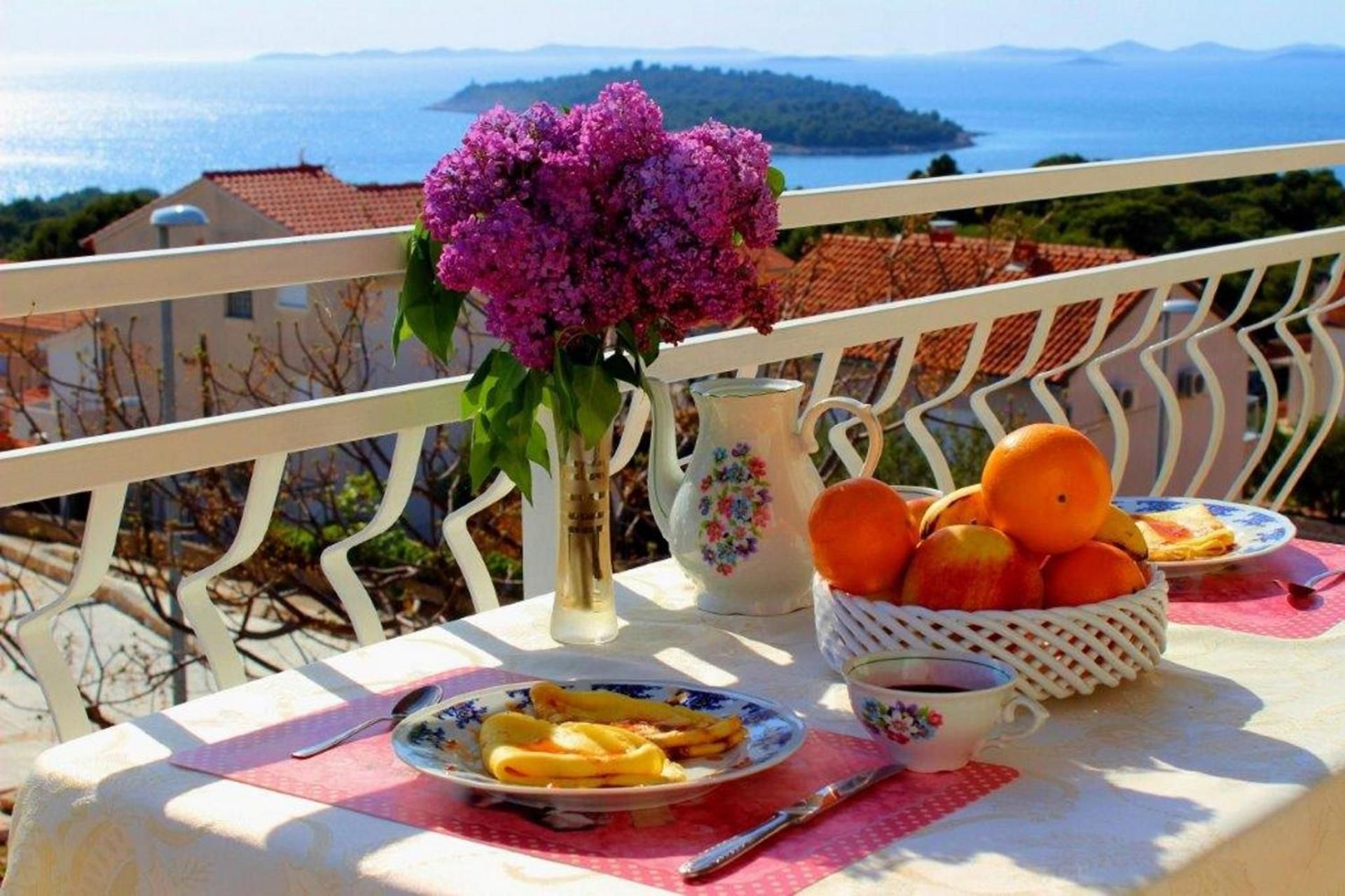 Studio with Balcony and Sea View