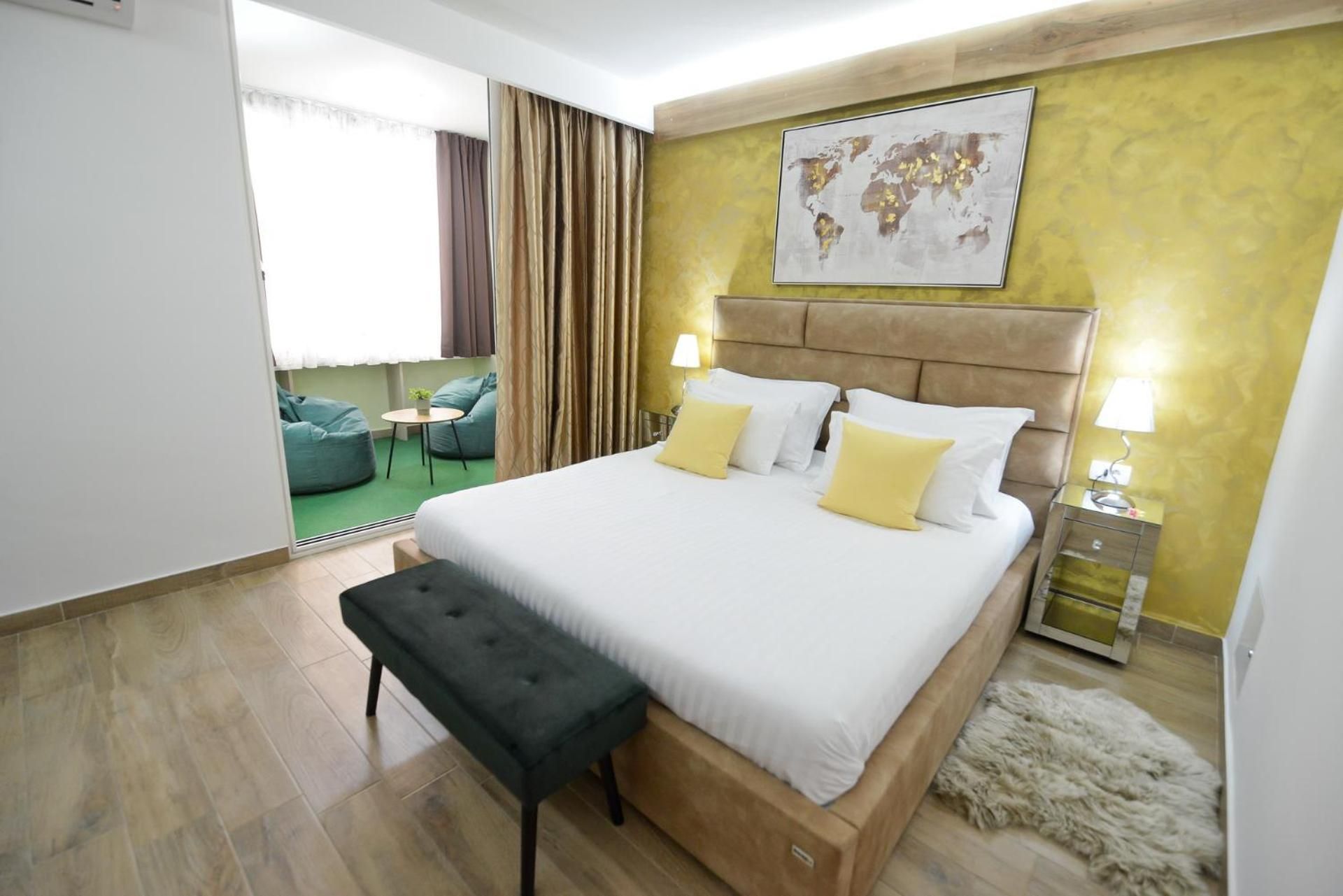 Superior King Room