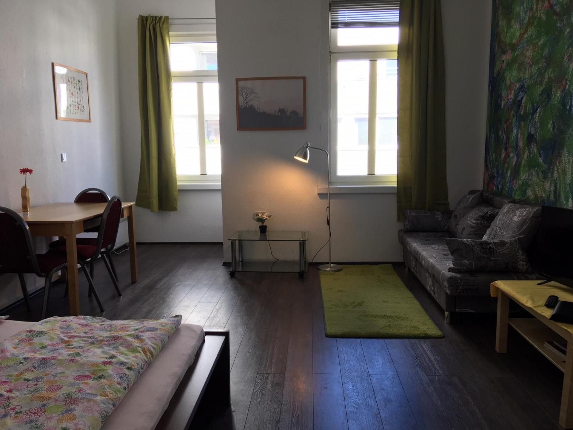 Studio Apartment