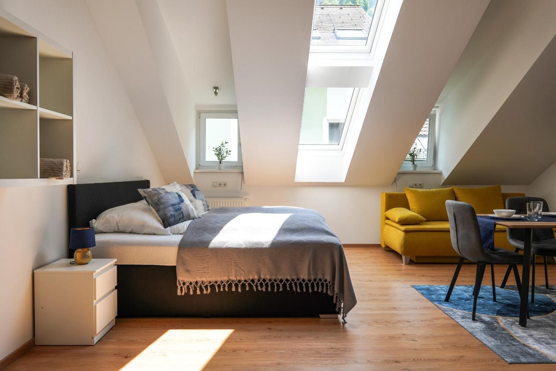 Deluxe King Suite