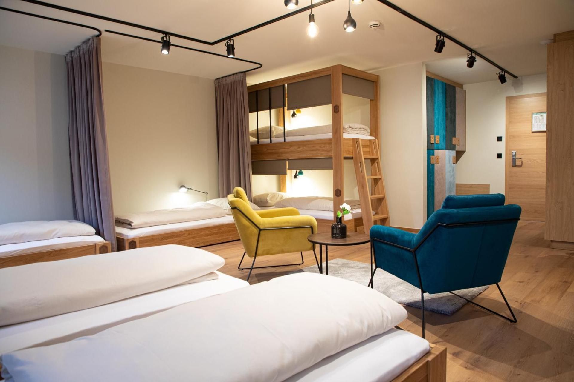 Bunk bed in Mixed Dormitory room (9 adults)