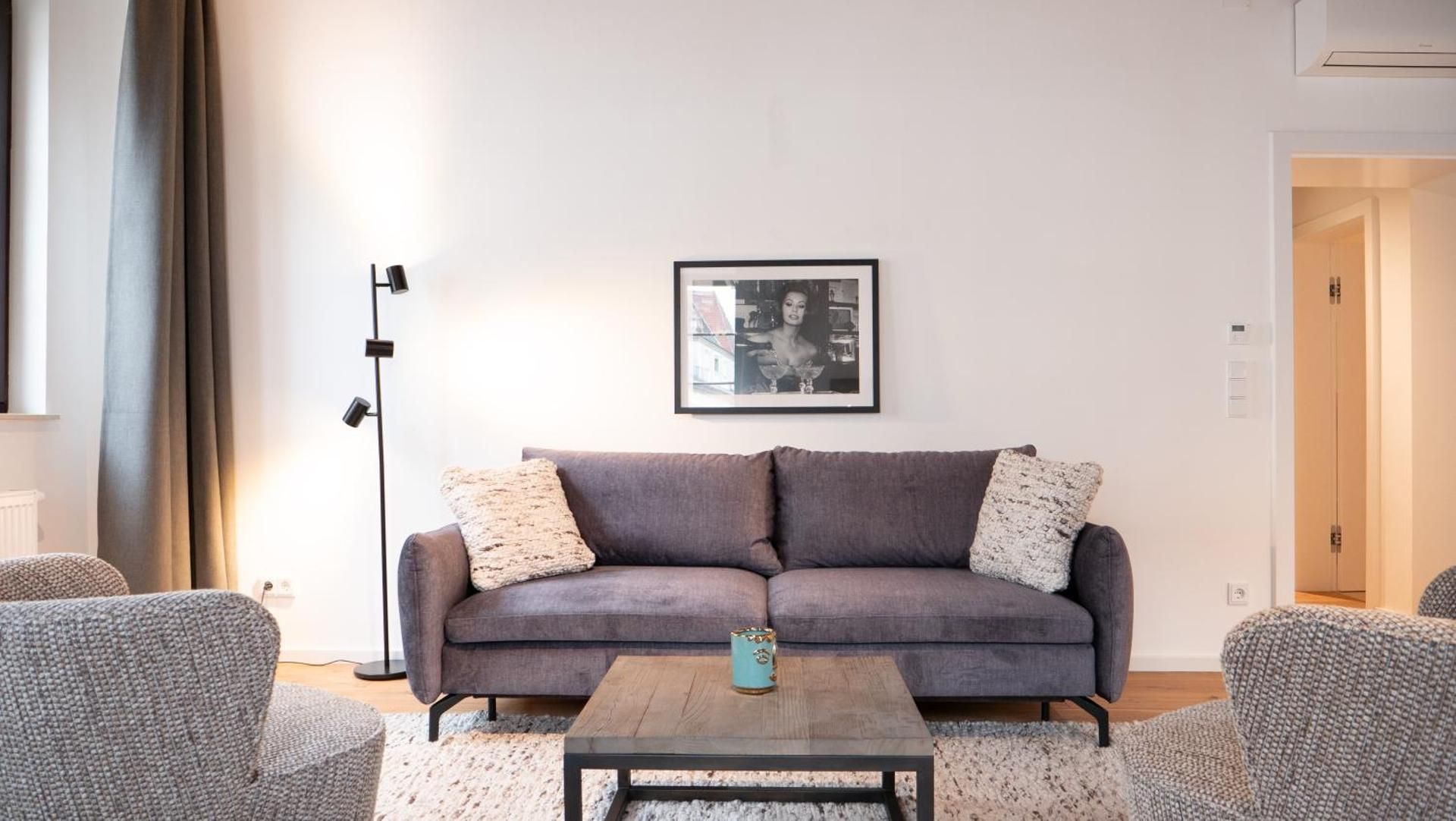 Deluxe Apartment