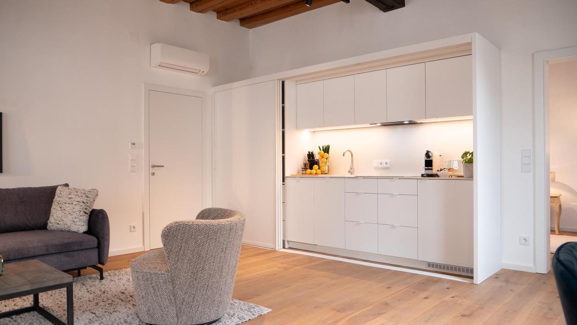 Deluxe Apartment