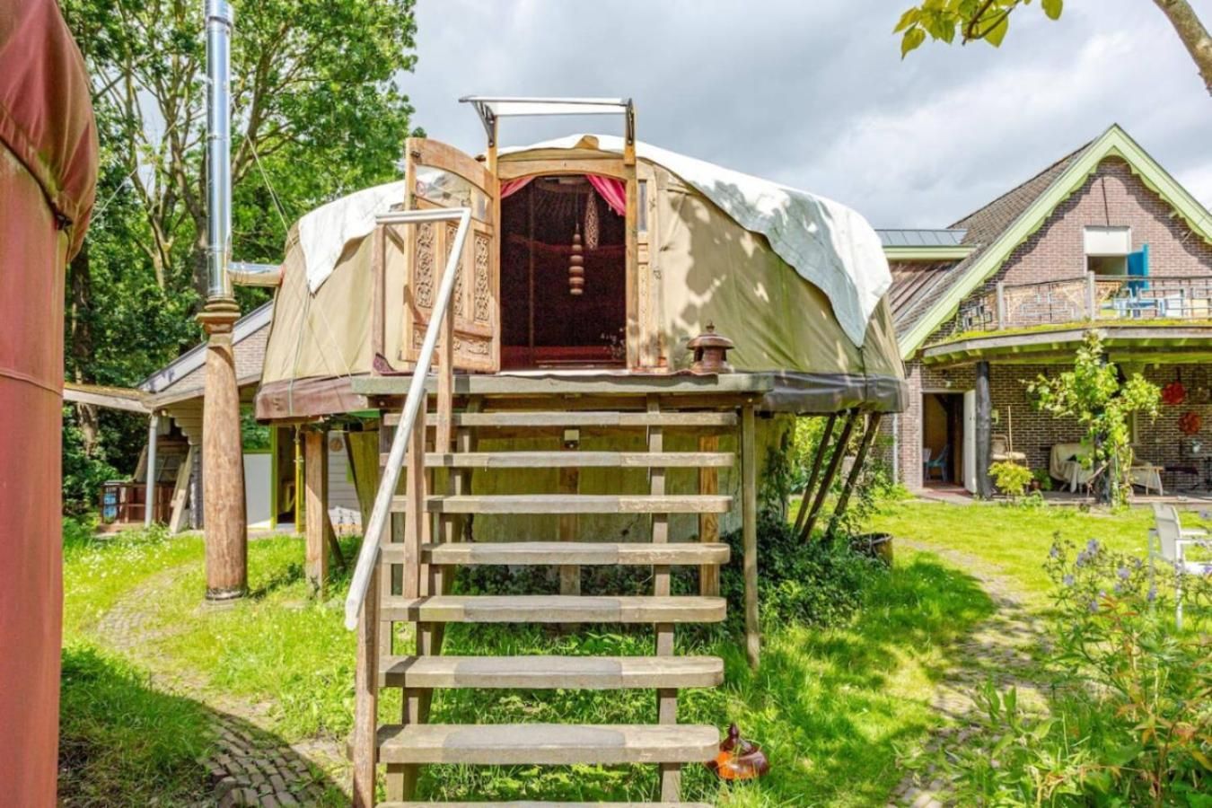 Yurt