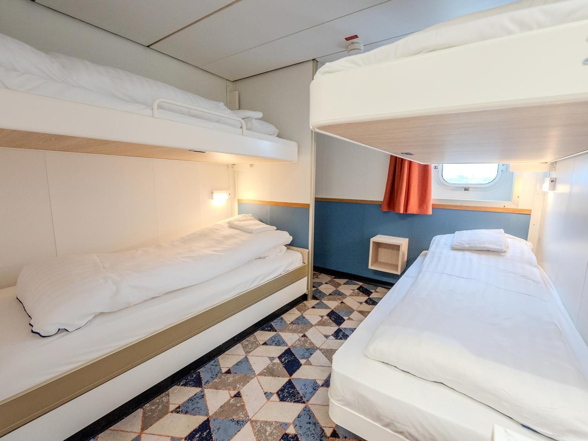 Standard cabin with sea view