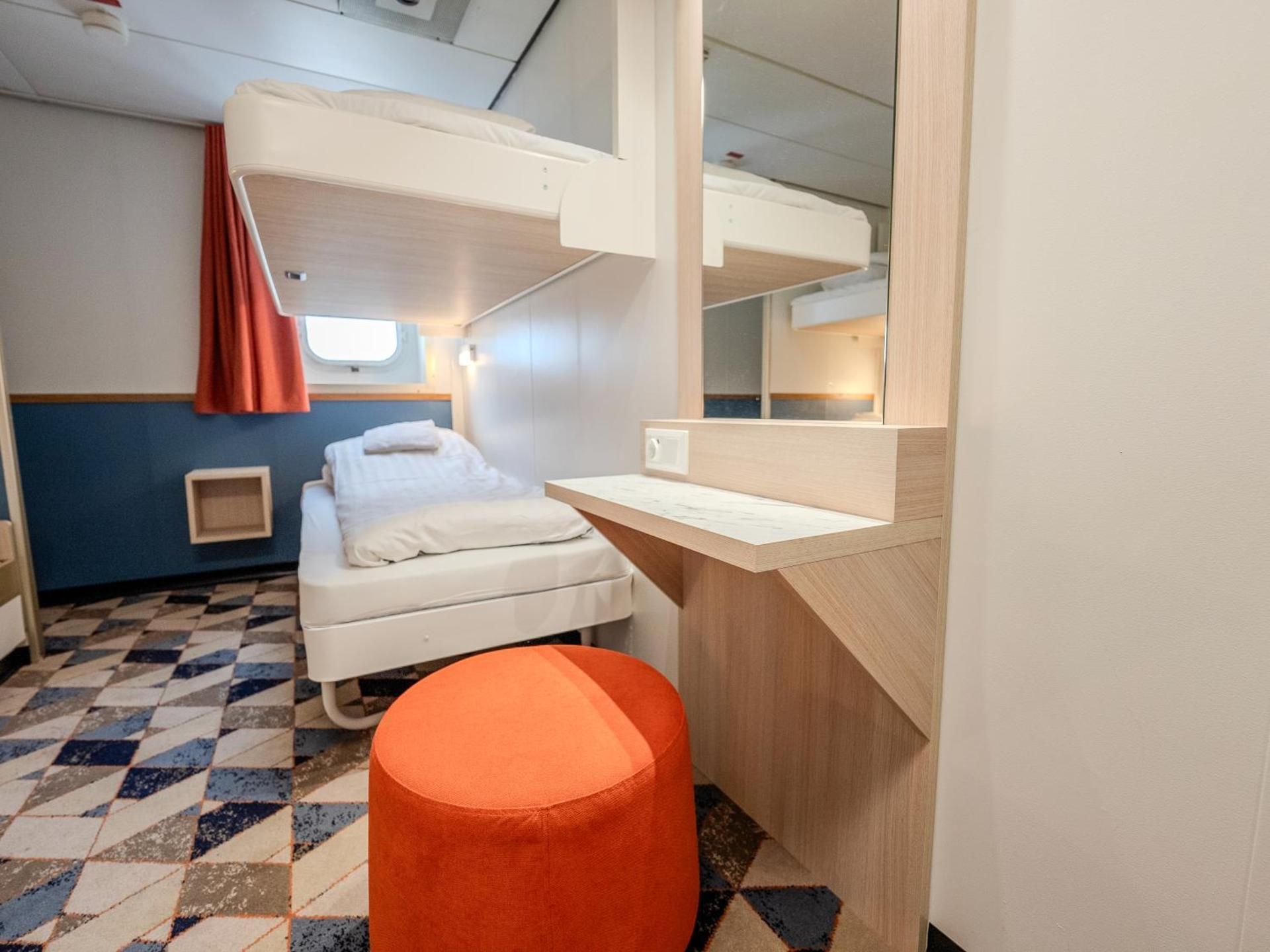 Standard cabin with sea view