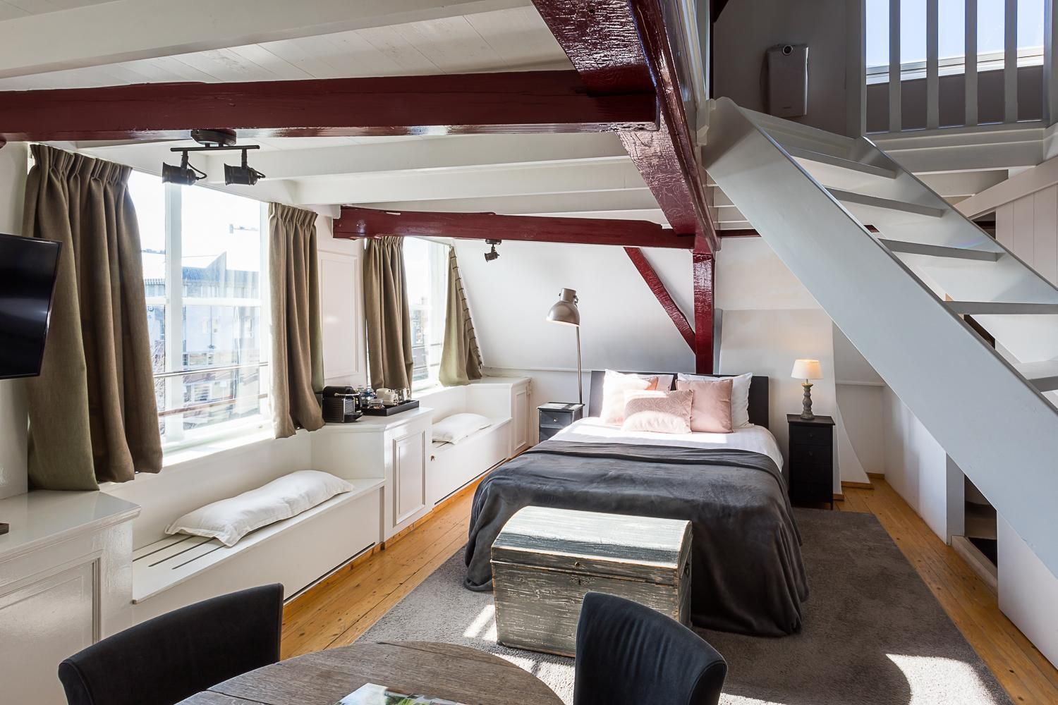 Large Double Room