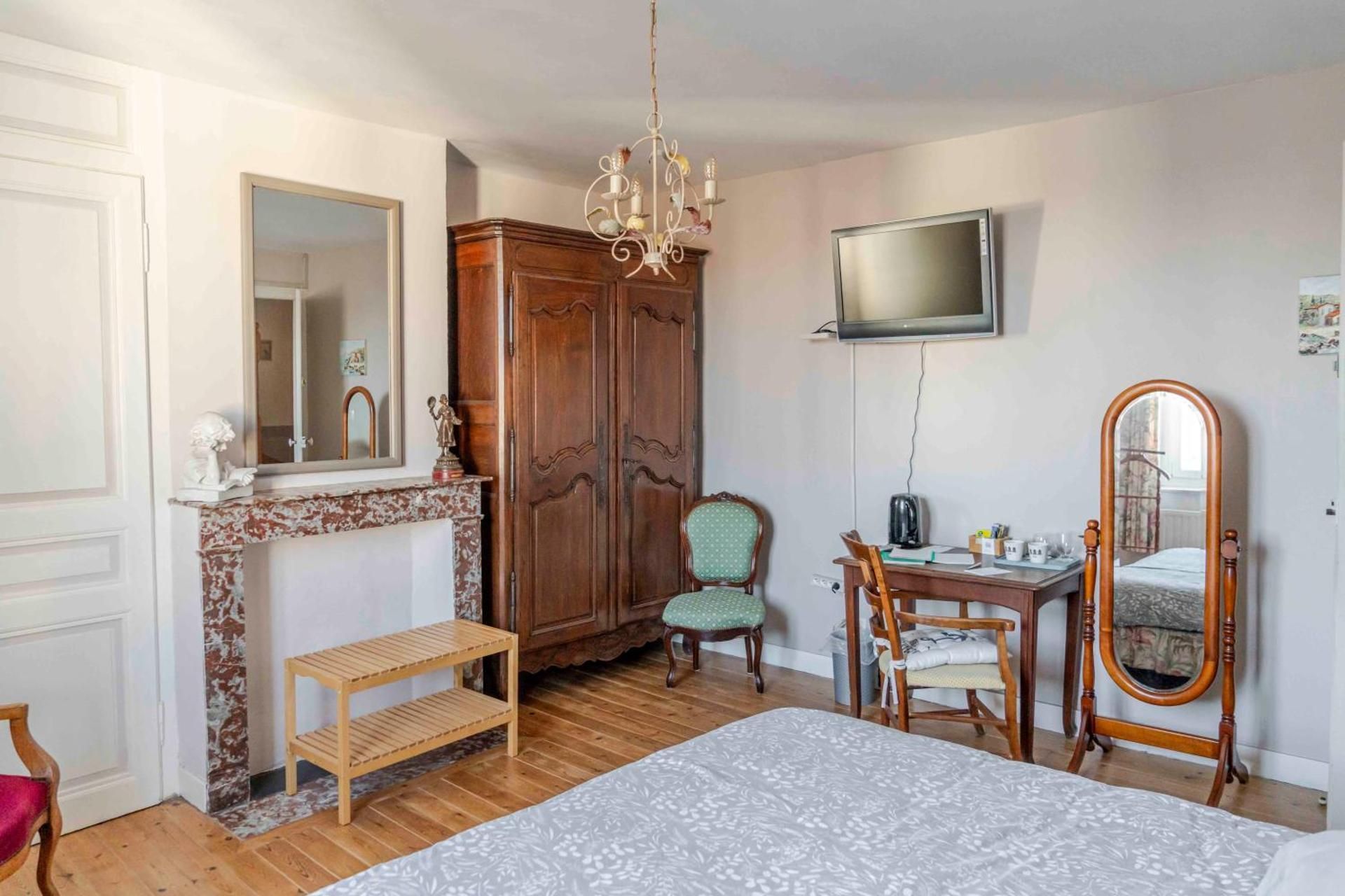 Deluxe Double or Twin Room