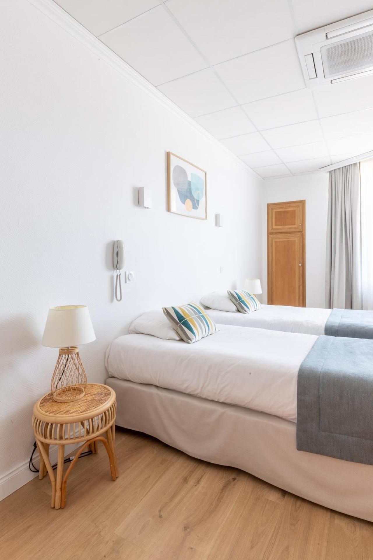 Twin  Room