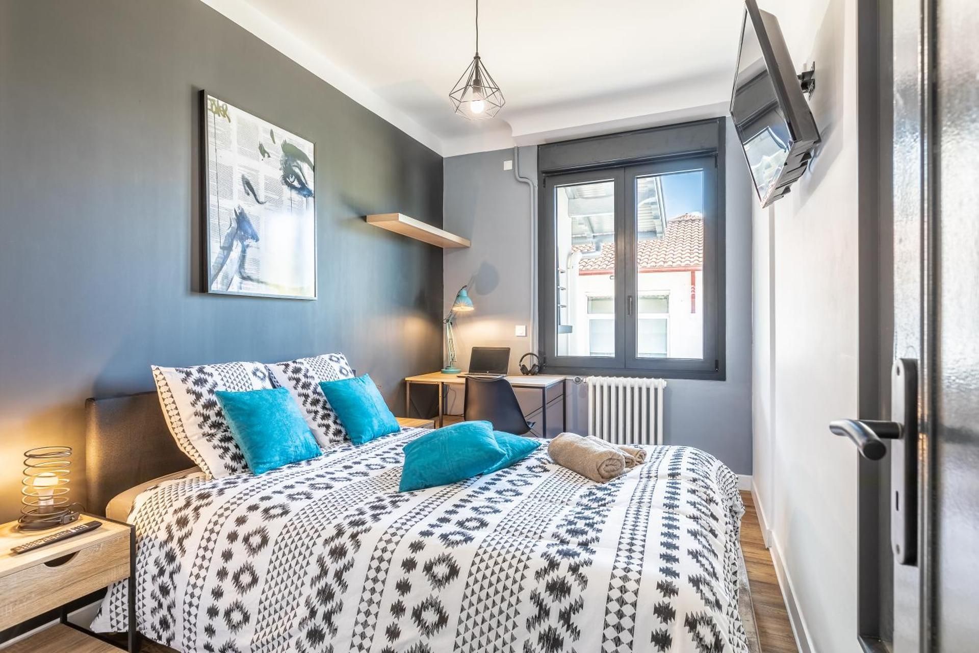 Three-Bedroom Superior Apartment