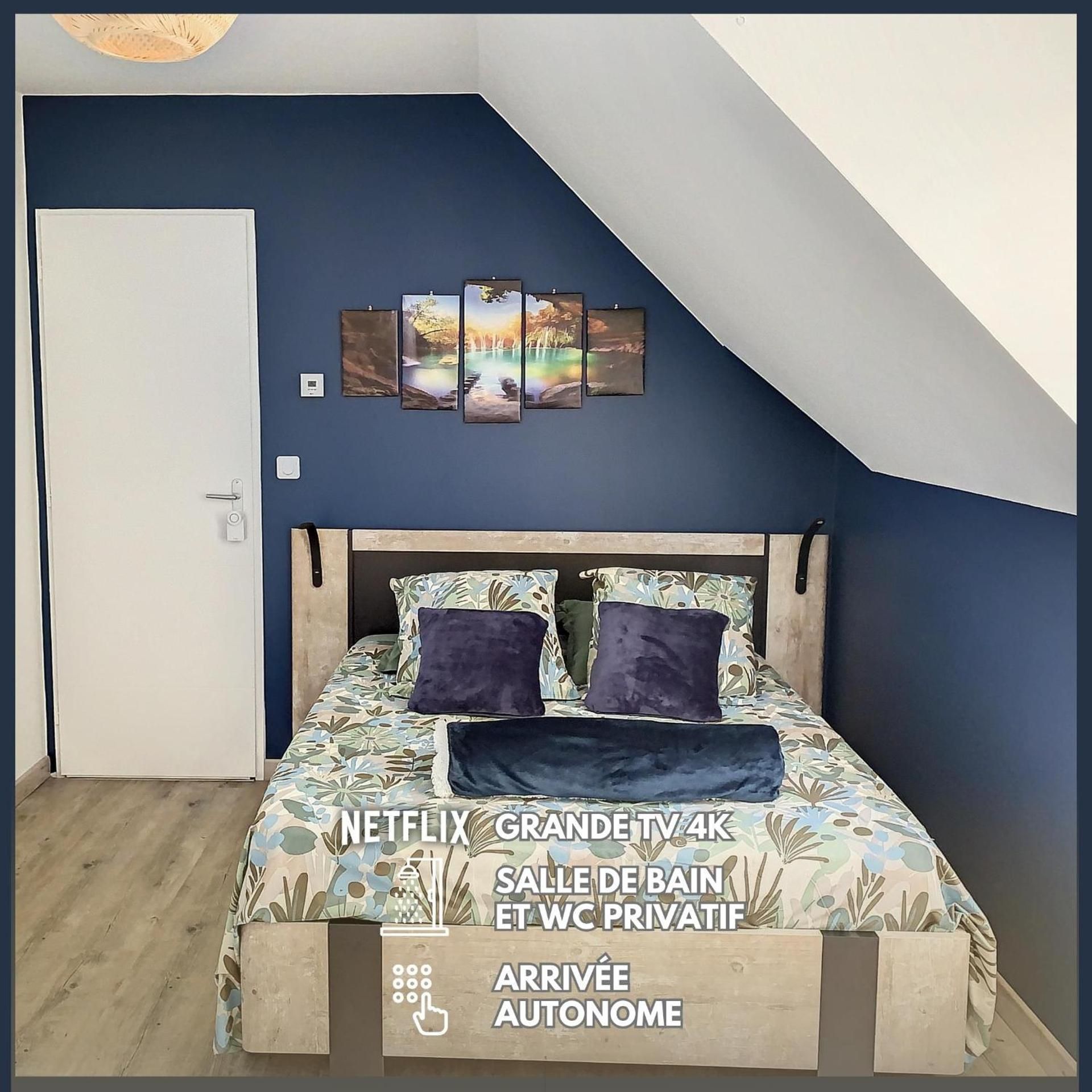 Double Room with Private Bathroom