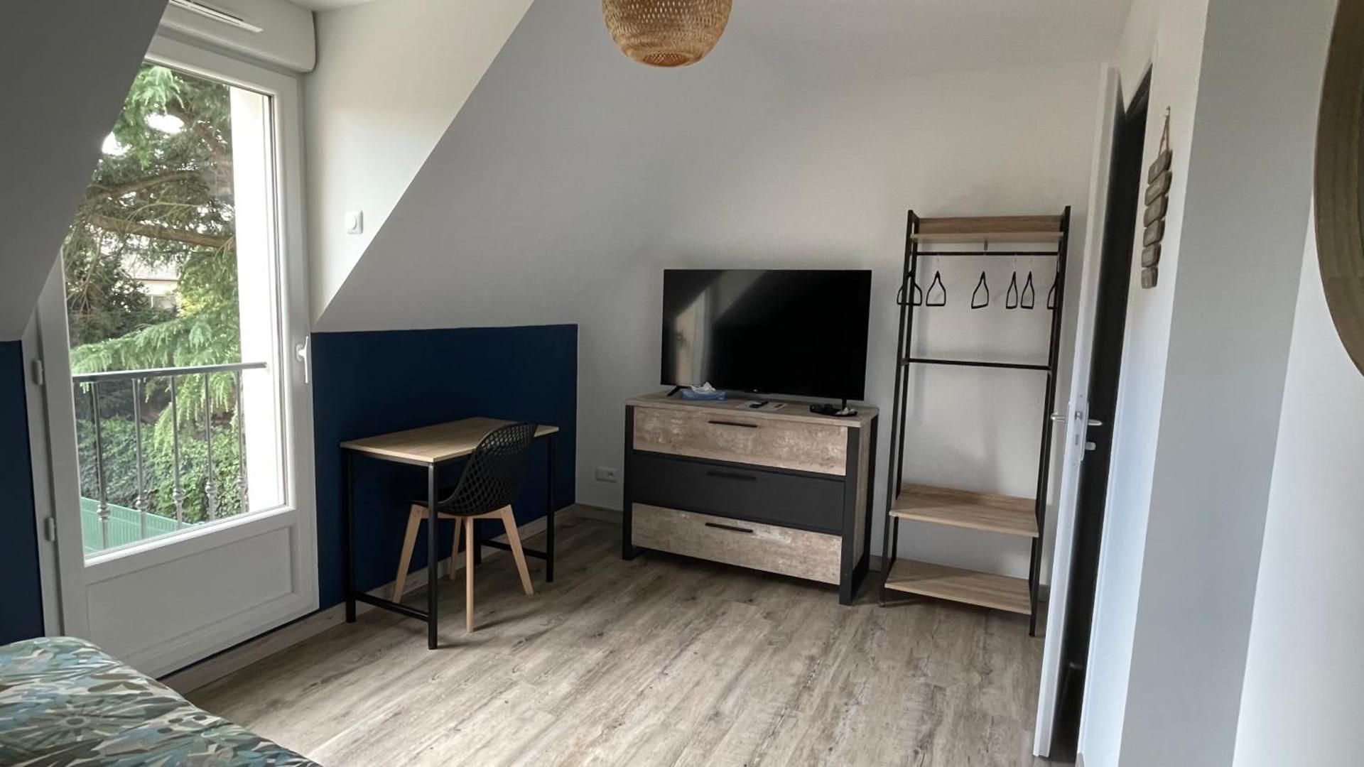 Double Room with Private Bathroom