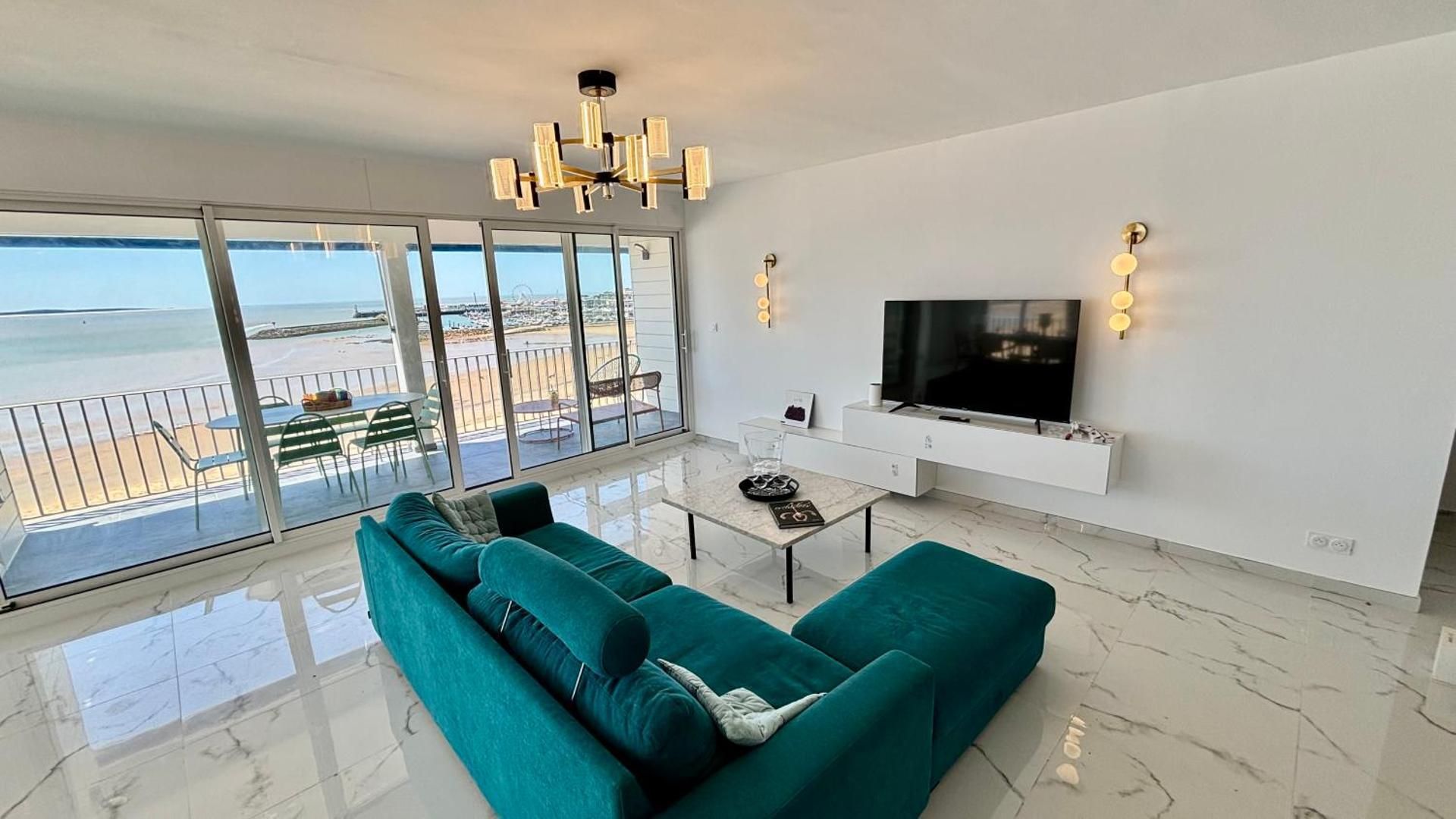 Three-Bedroom Premium Apartment