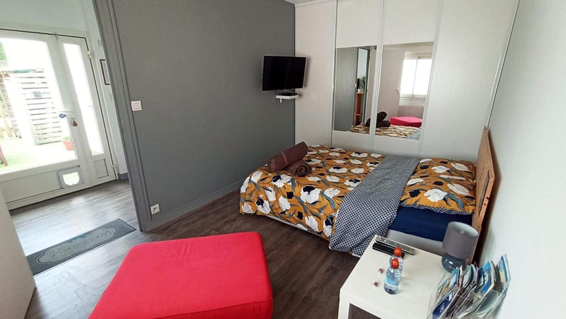 Double Room with Private Bathroom