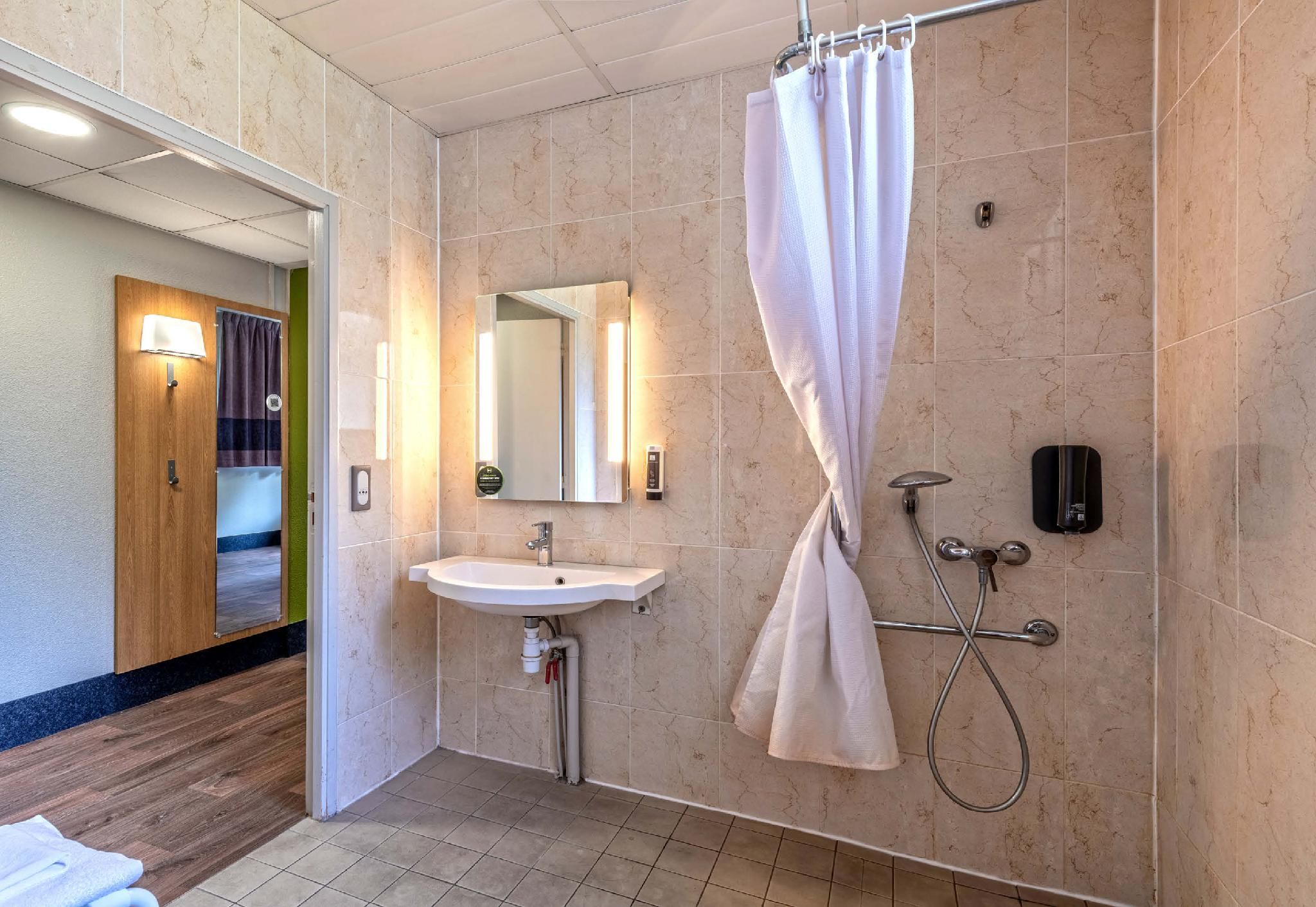 Double Room - Disability Access