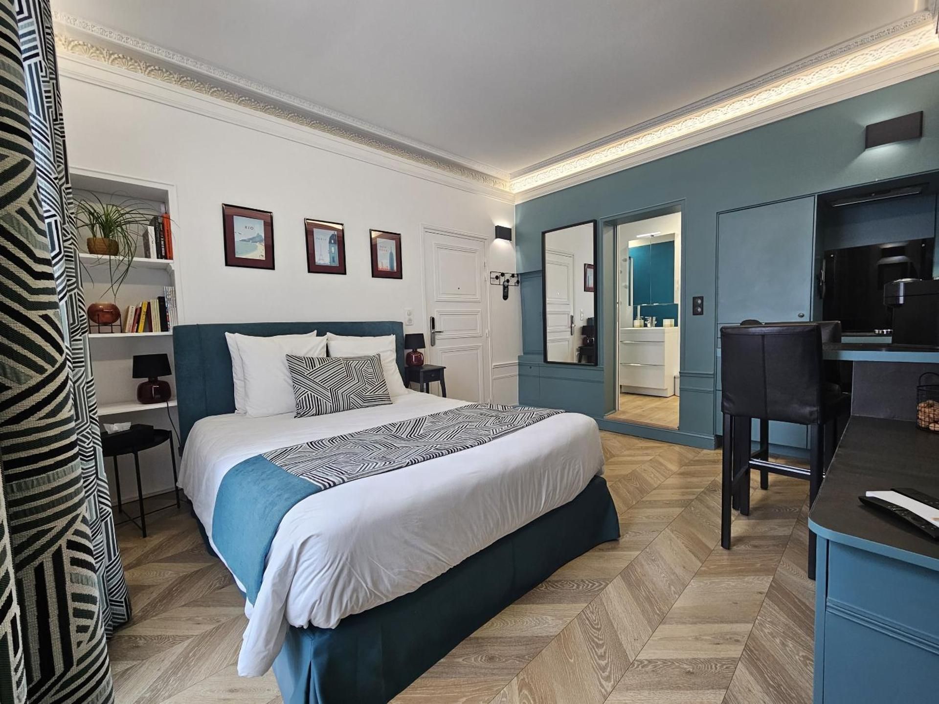 One-Bedroom Apartment