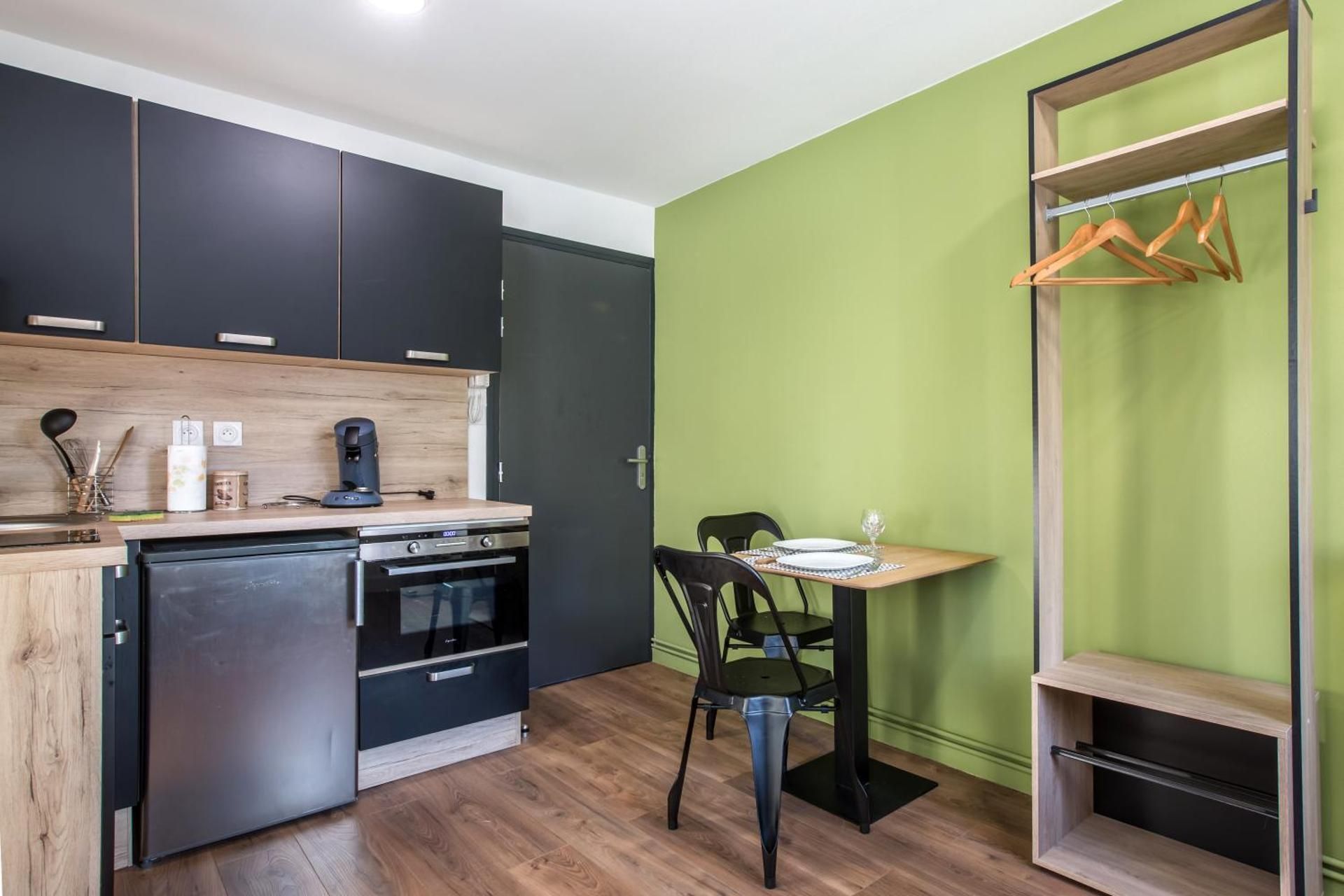 Studio 2eme Etage - Vue sur la Ville