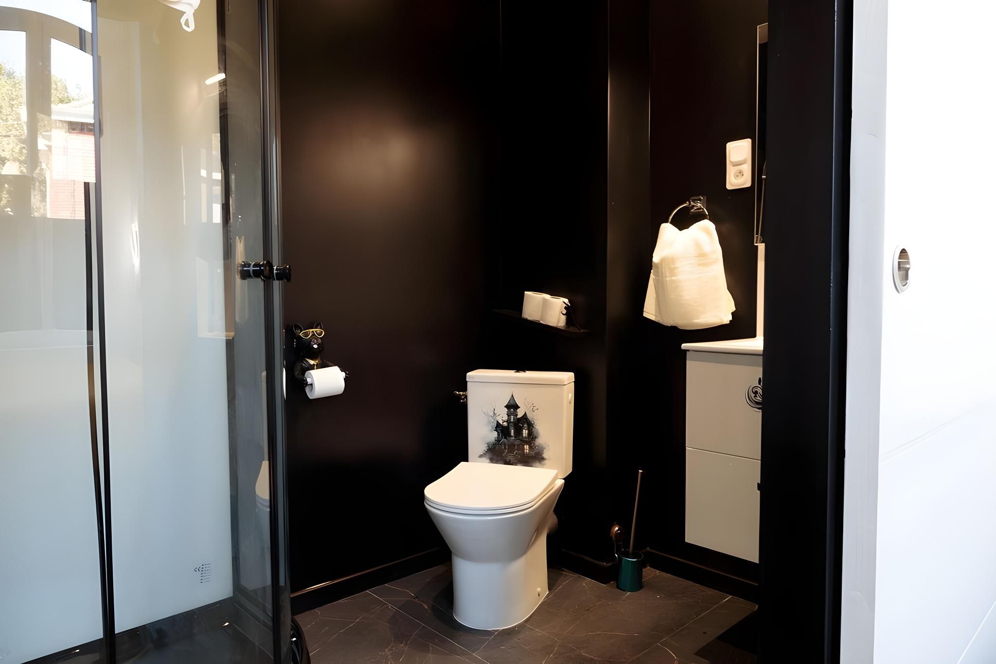 Deluxe Twin Room Type A