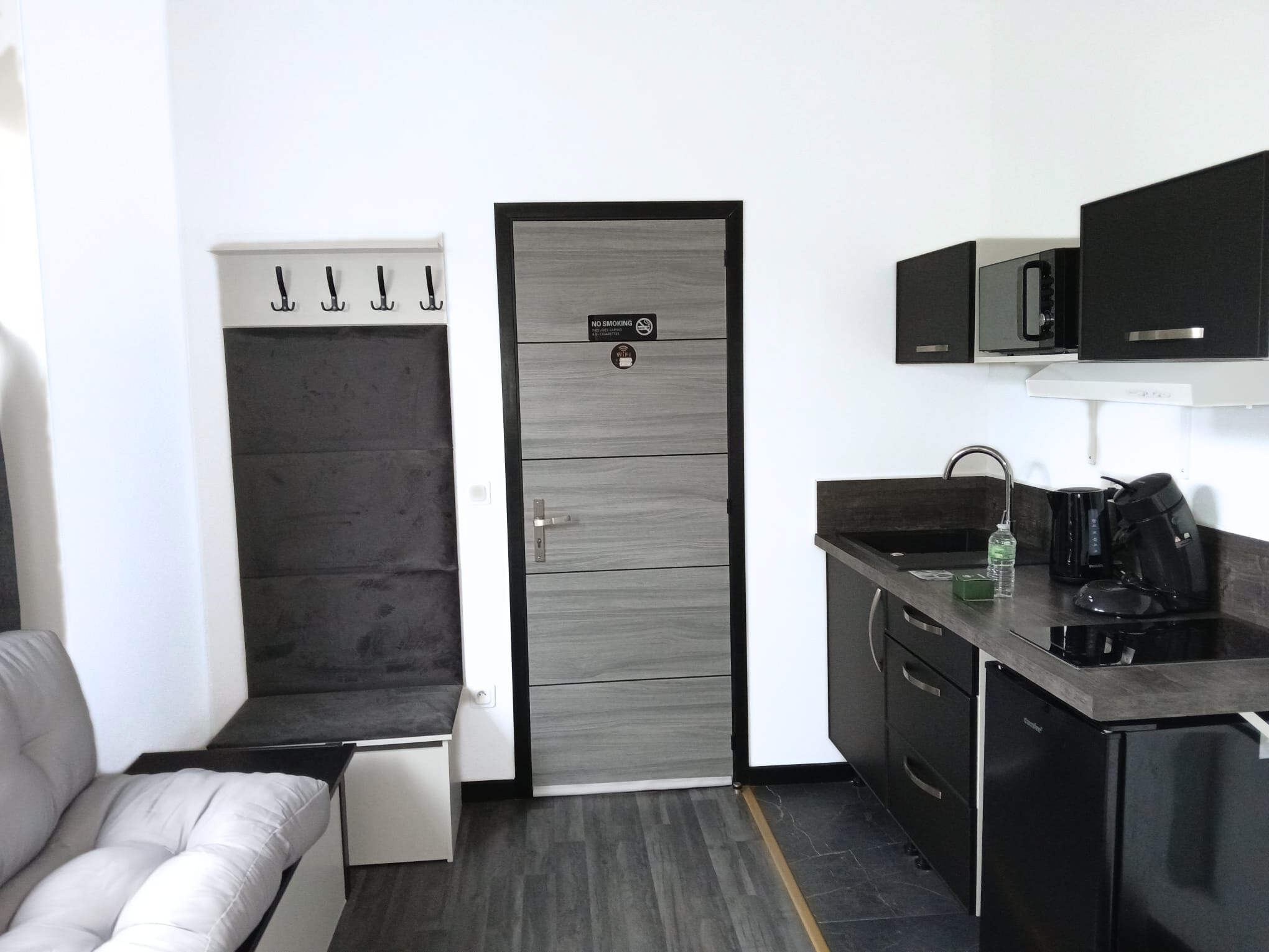 Deluxe Twin Room Type A