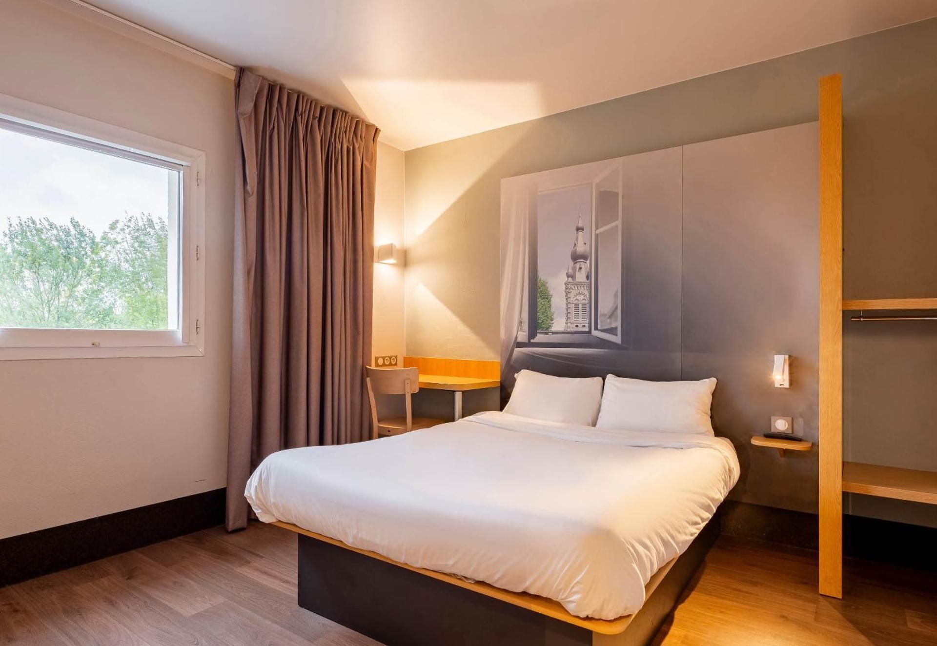 B&B HOTEL Valenciennes Marly Double Room - Disability Access 2